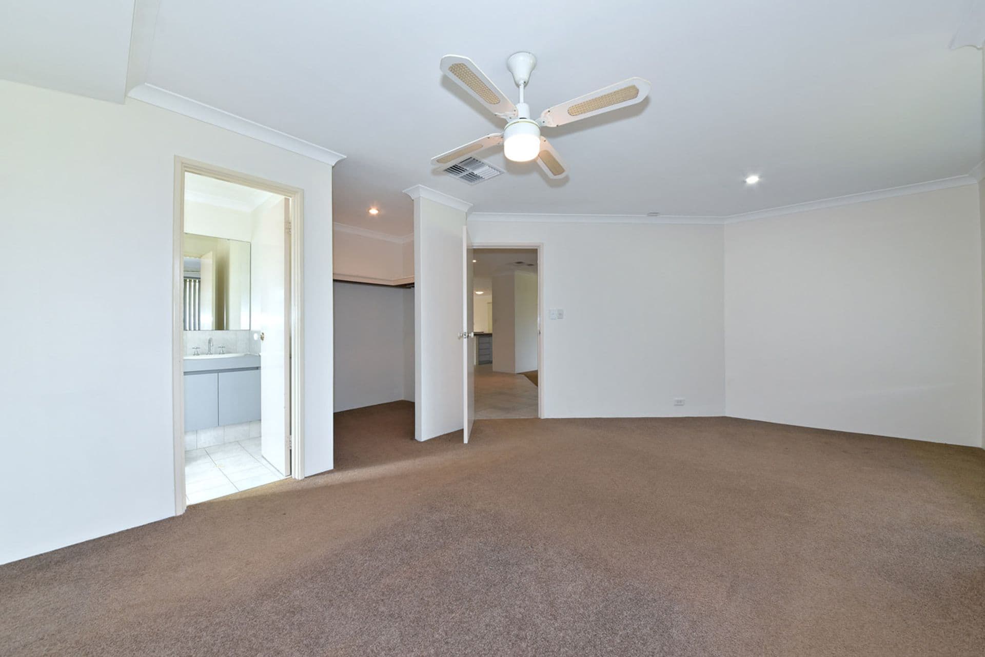 23 Gaffney Ridge, Clarkson, WA, 6030, Clarkson - Thumbnail 6