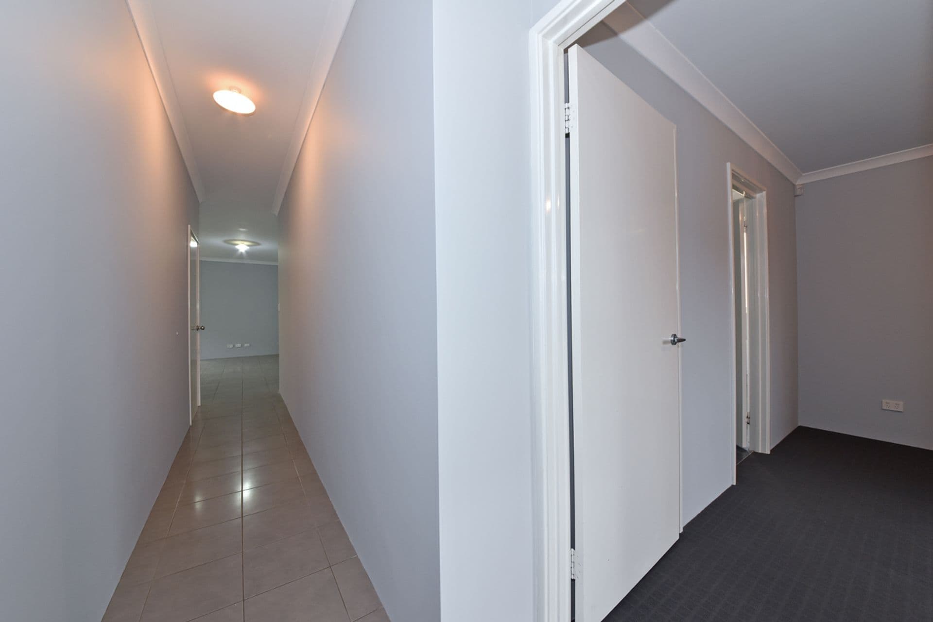 15 Verteramo Way, Hocking, WA, 6065, Hocking - Thumbnail 2