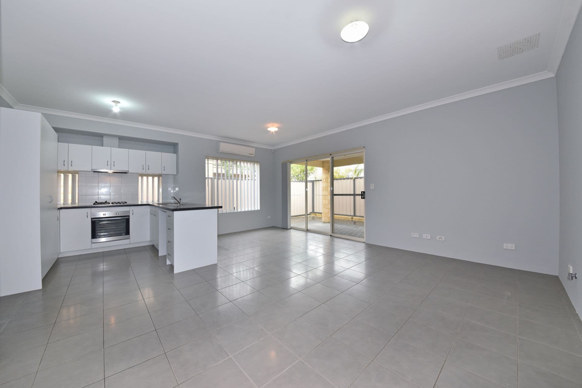15 Verteramo Way, Hocking, WA, 6065, Hocking - Thumbnail 7