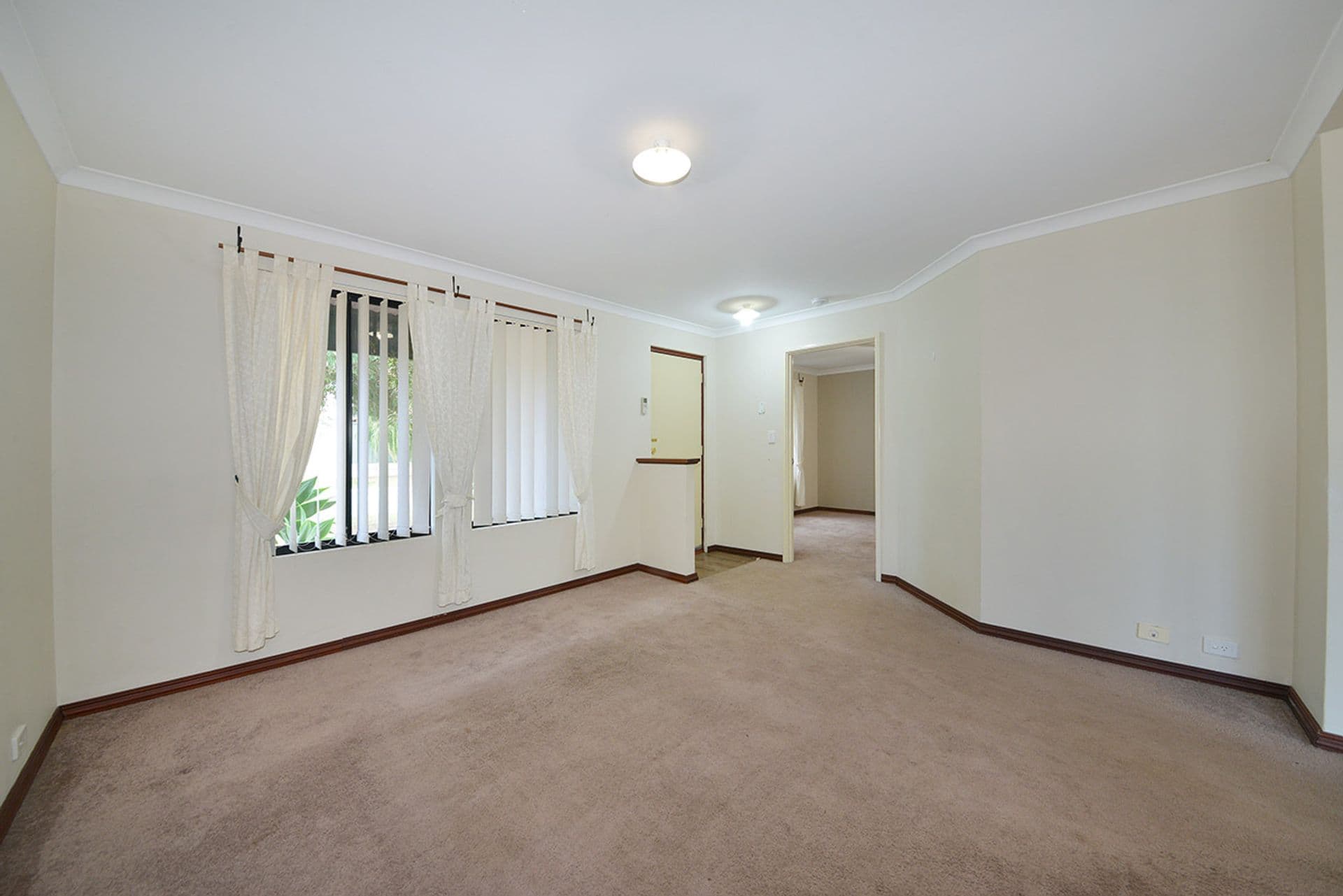 6 Mayne Way, Merriwa, WA, 6030, Merriwa - Thumbnail 3