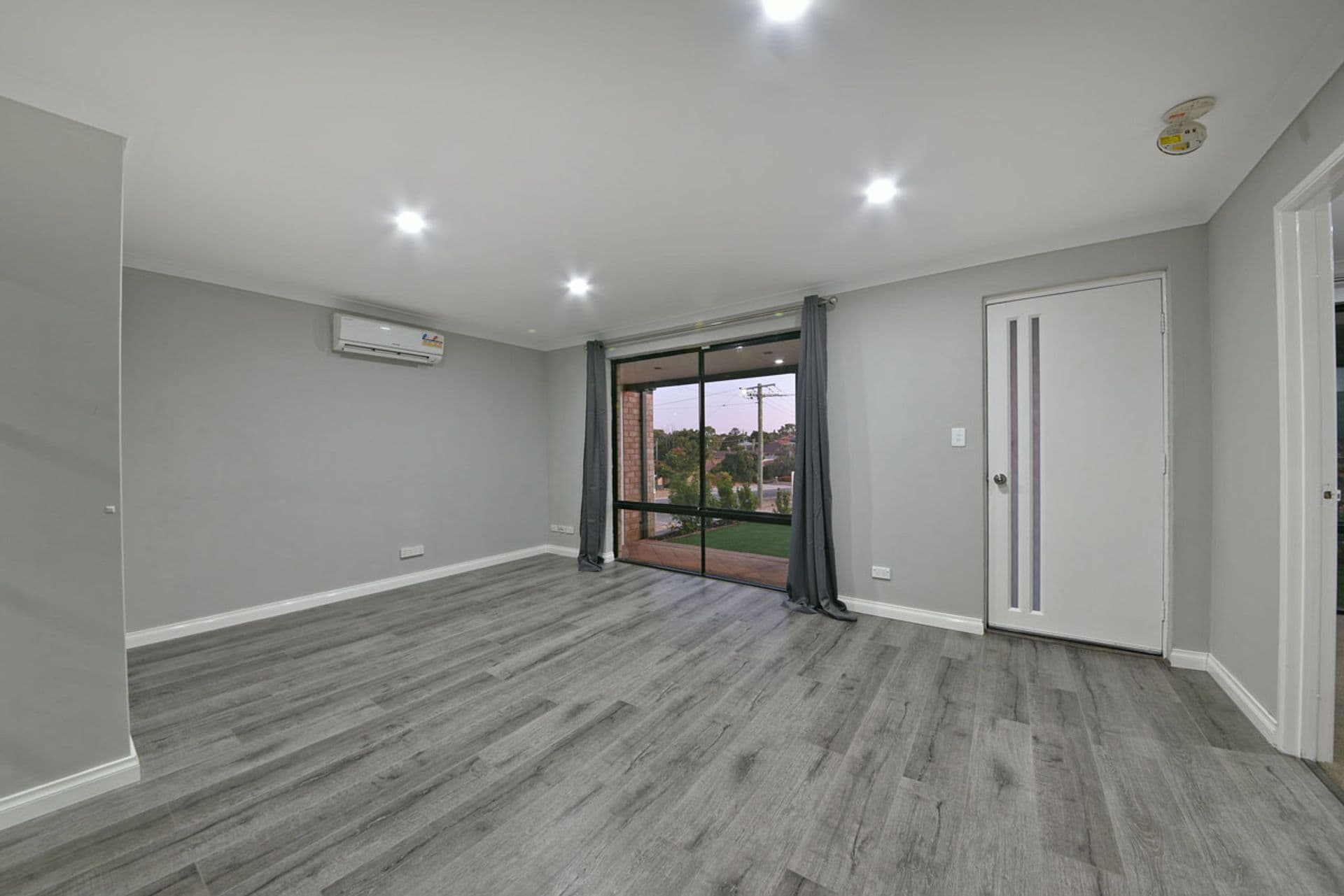 12 Wescap Rise, Merriwa, WA, 6030, Merriwa - Thumbnail 4