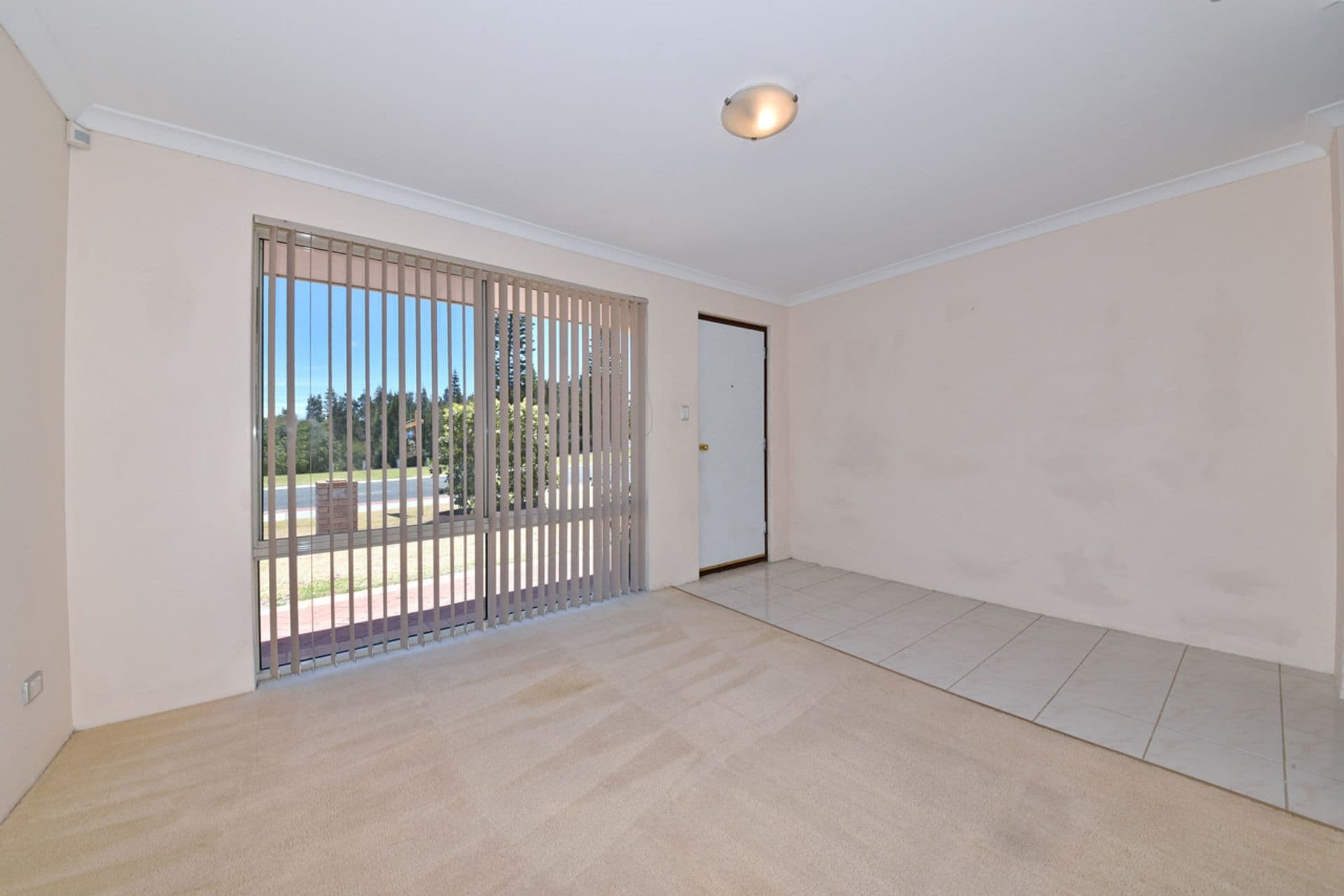 12 Morialta Avenue, Quinns Rocks, WA, 6030, Quinns Rocks - Thumbnail 2