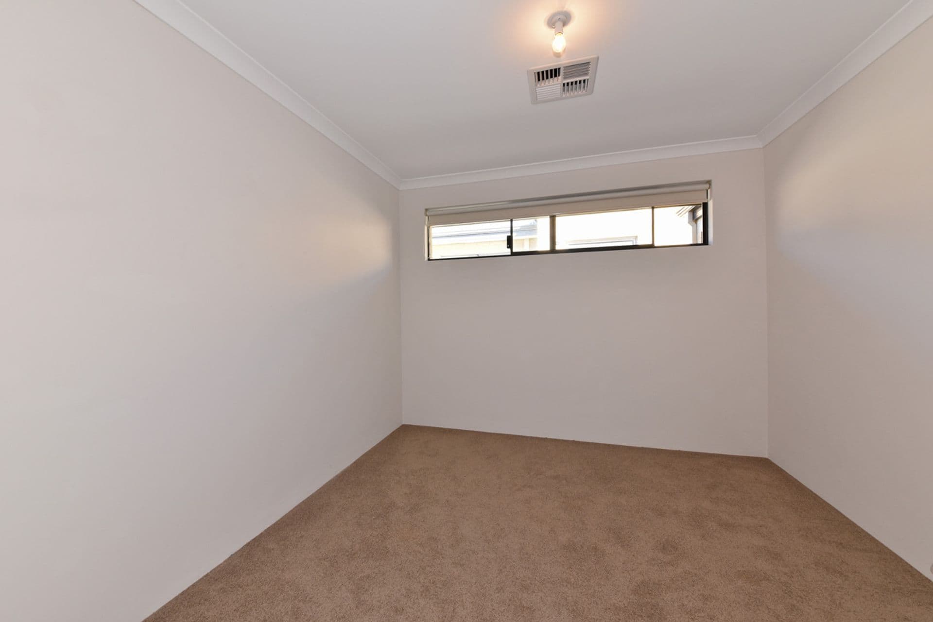 8 Koenig Way, Clarkson, WA, 6030, Clarkson - Thumbnail 6