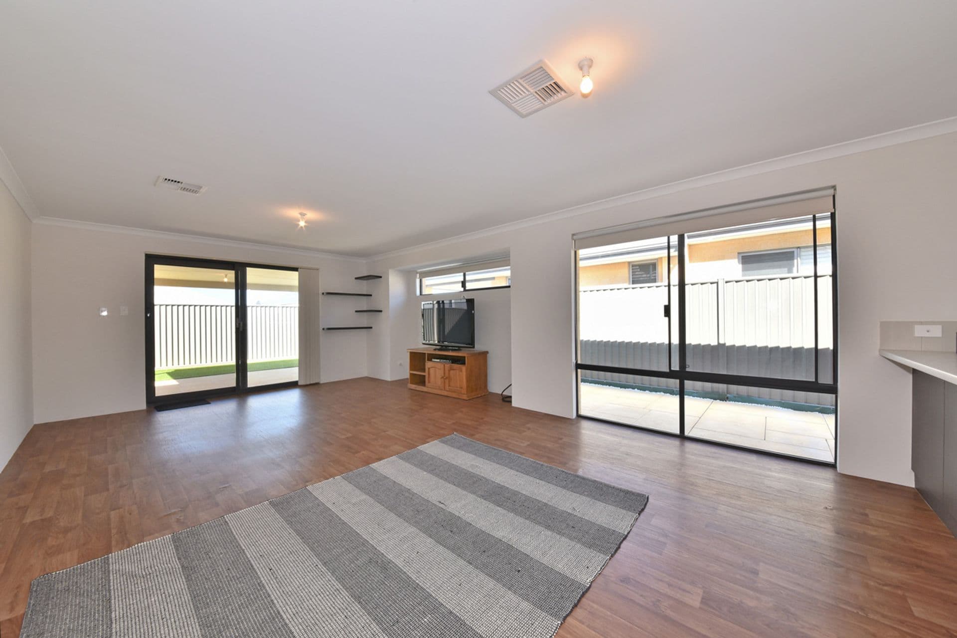 8 Koenig Way, Clarkson, WA, 6030, Clarkson - Thumbnail 7