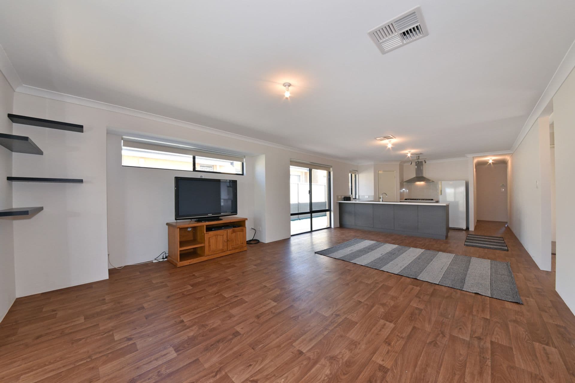 8 Koenig Way, Clarkson, WA, 6030, Clarkson - Thumbnail 8
