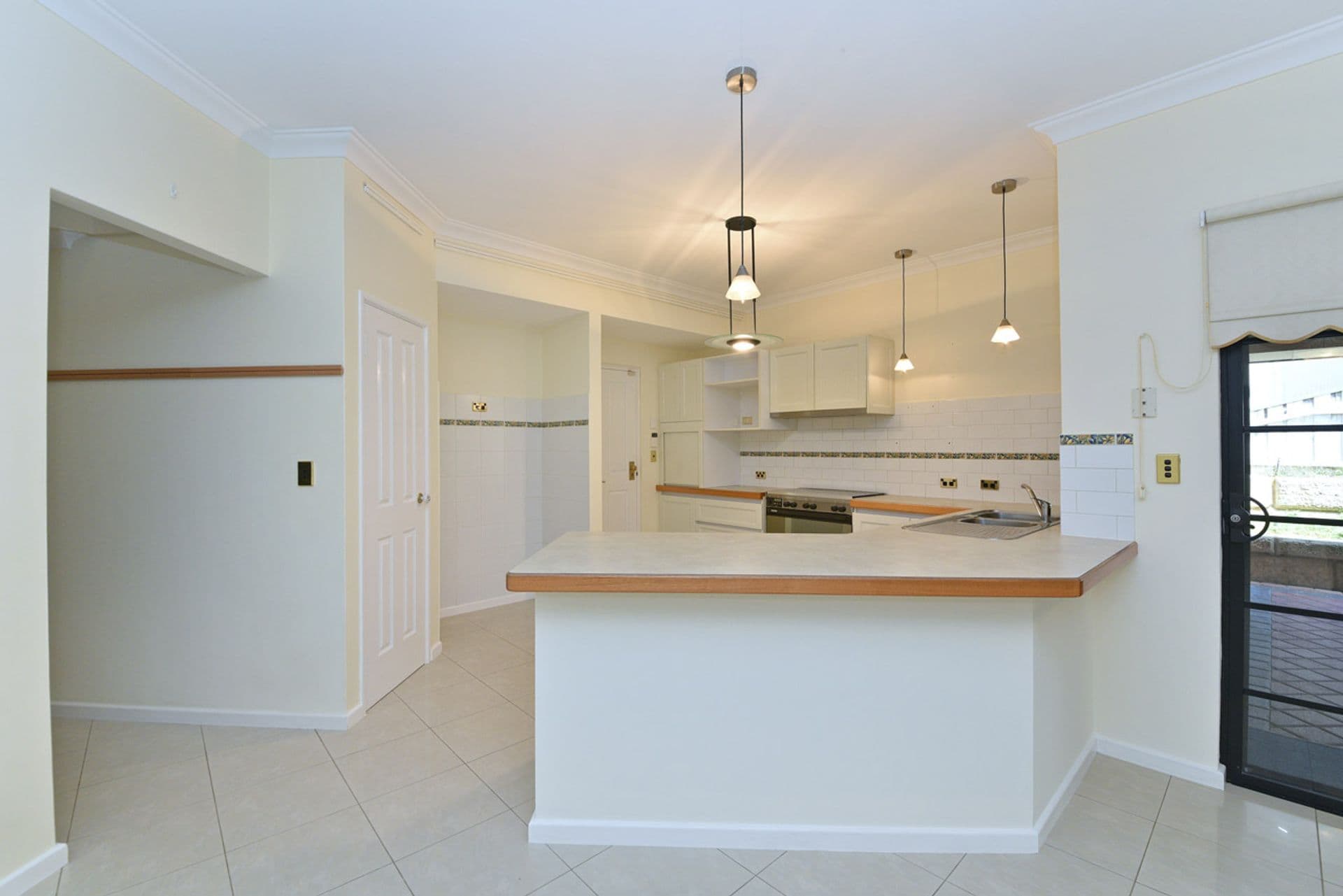 2 Seaham Way, Mindarie, WA, 6030, Mindarie - Thumbnail 7
