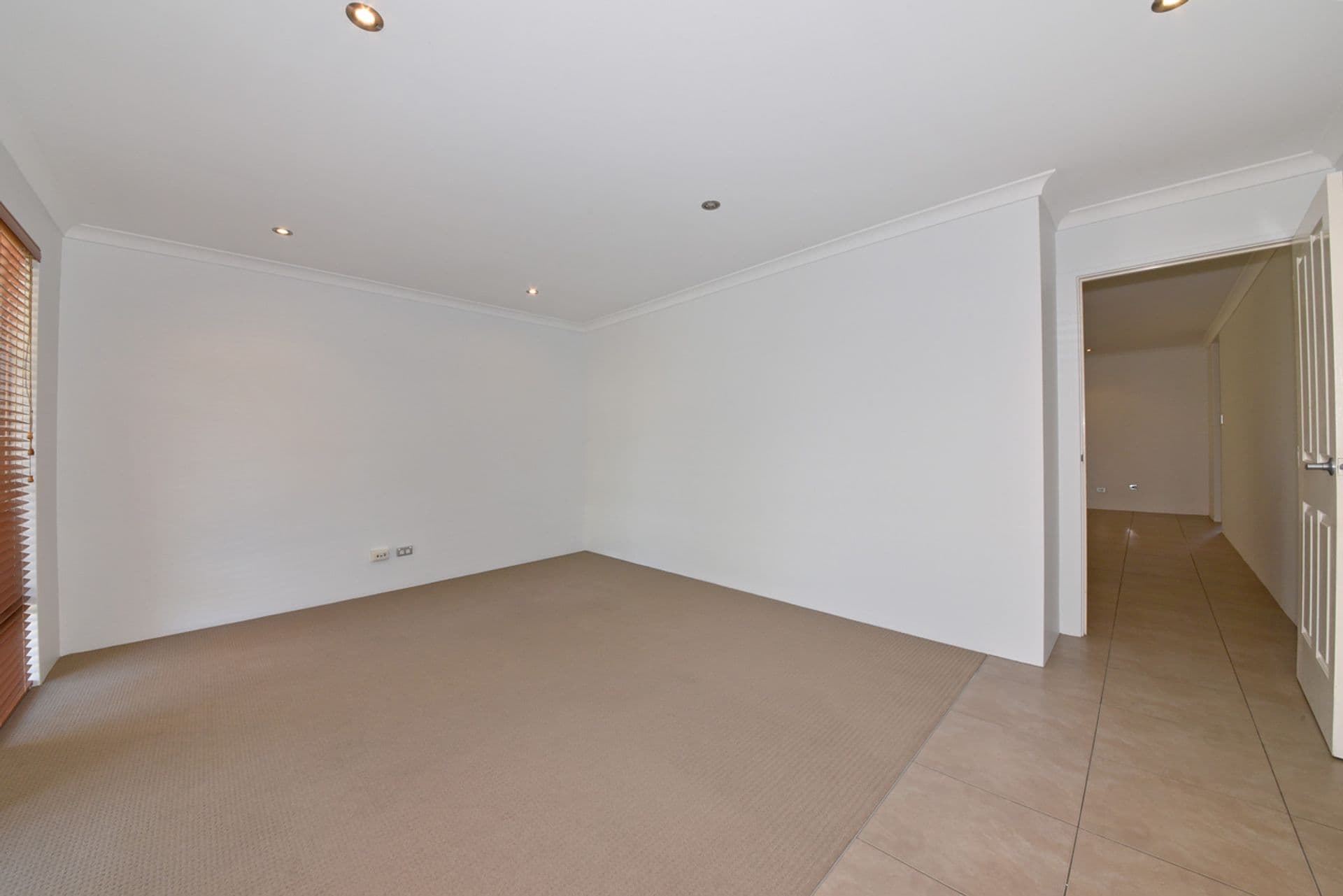 3 Utica Terrace, Clarkson, WA, 6030, Clarkson - Thumbnail 2