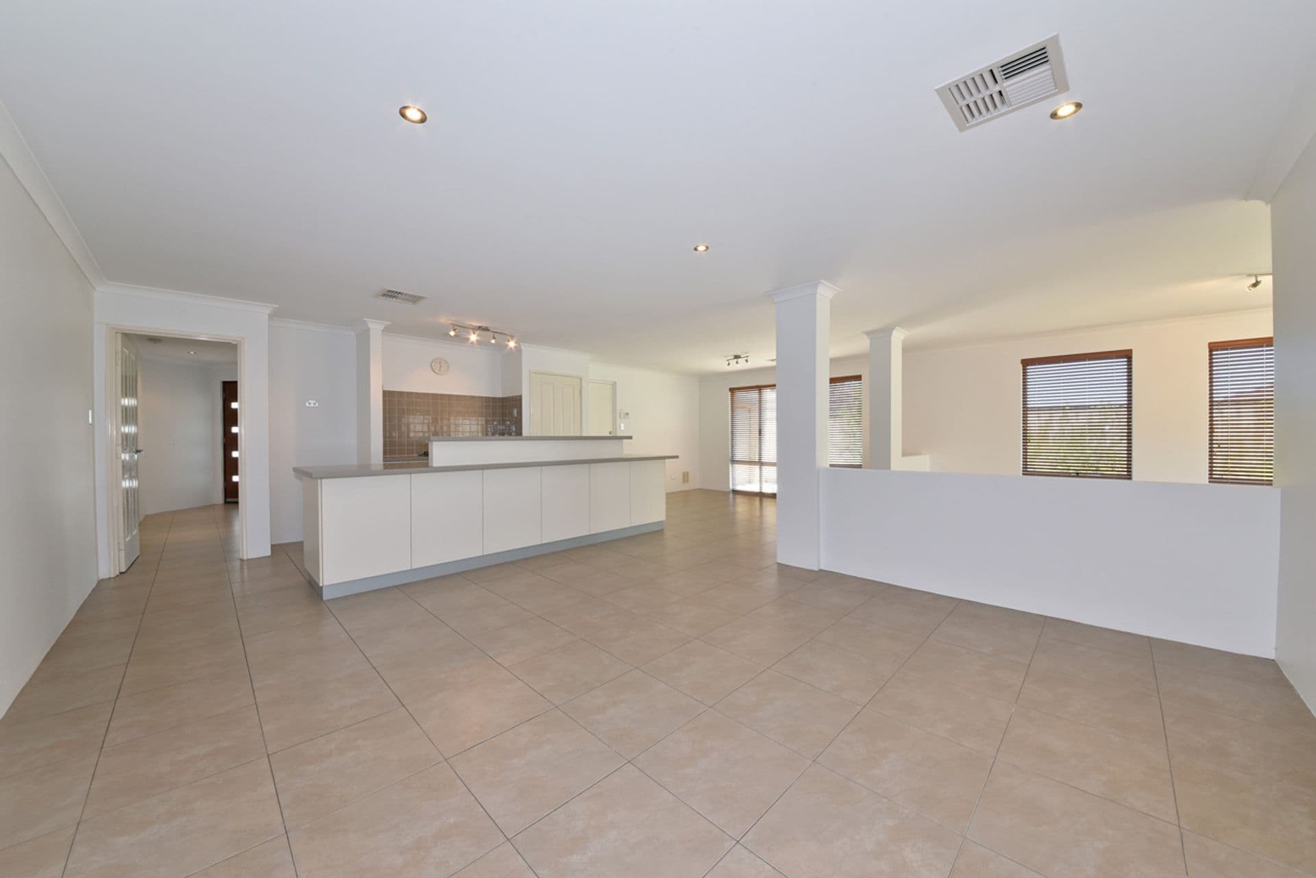 3 Utica Terrace, Clarkson, WA, 6030, Clarkson - Thumbnail 8