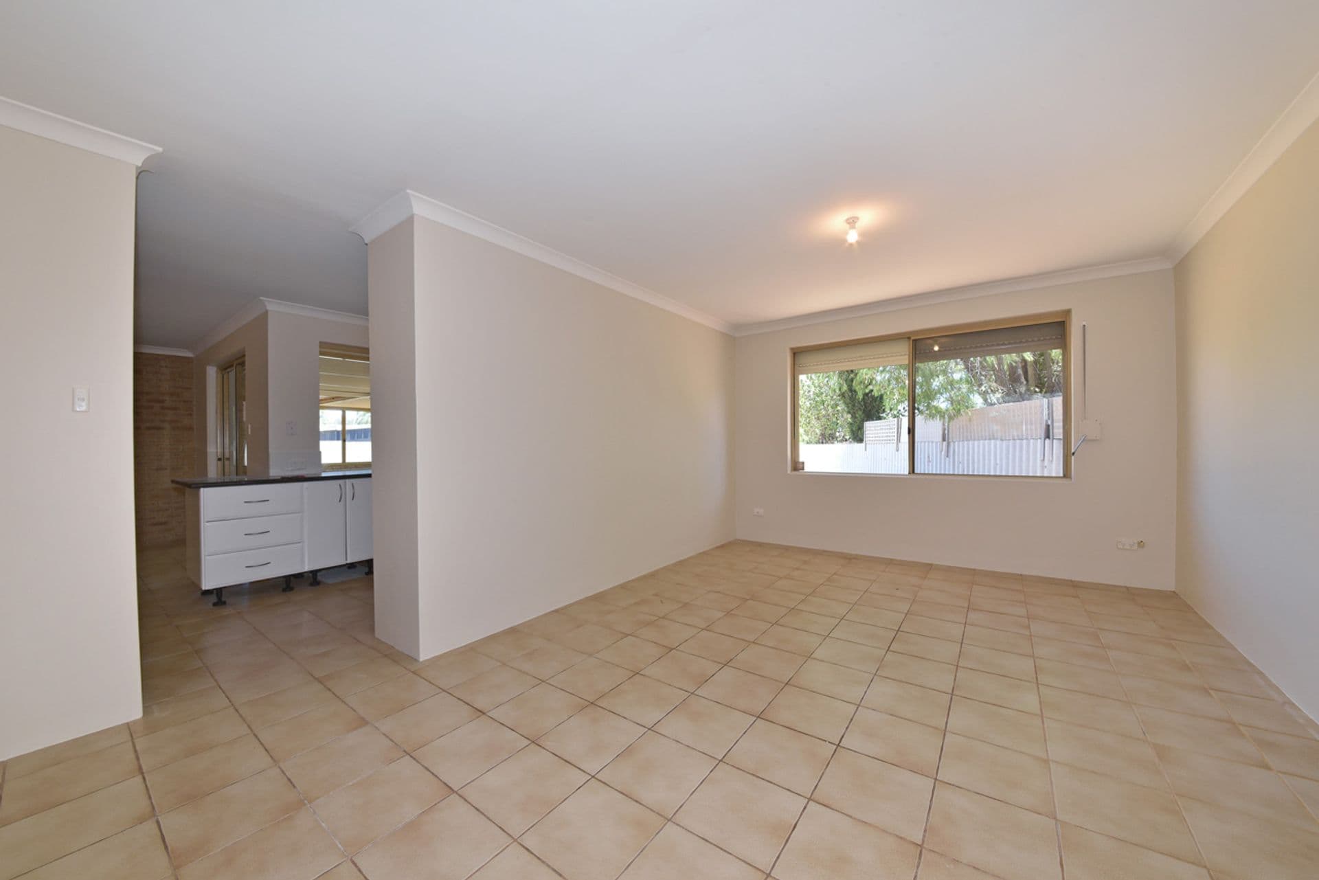 29 Turnatt Way, Wanneroo, WA, 6065, Wanneroo - Thumbnail 7