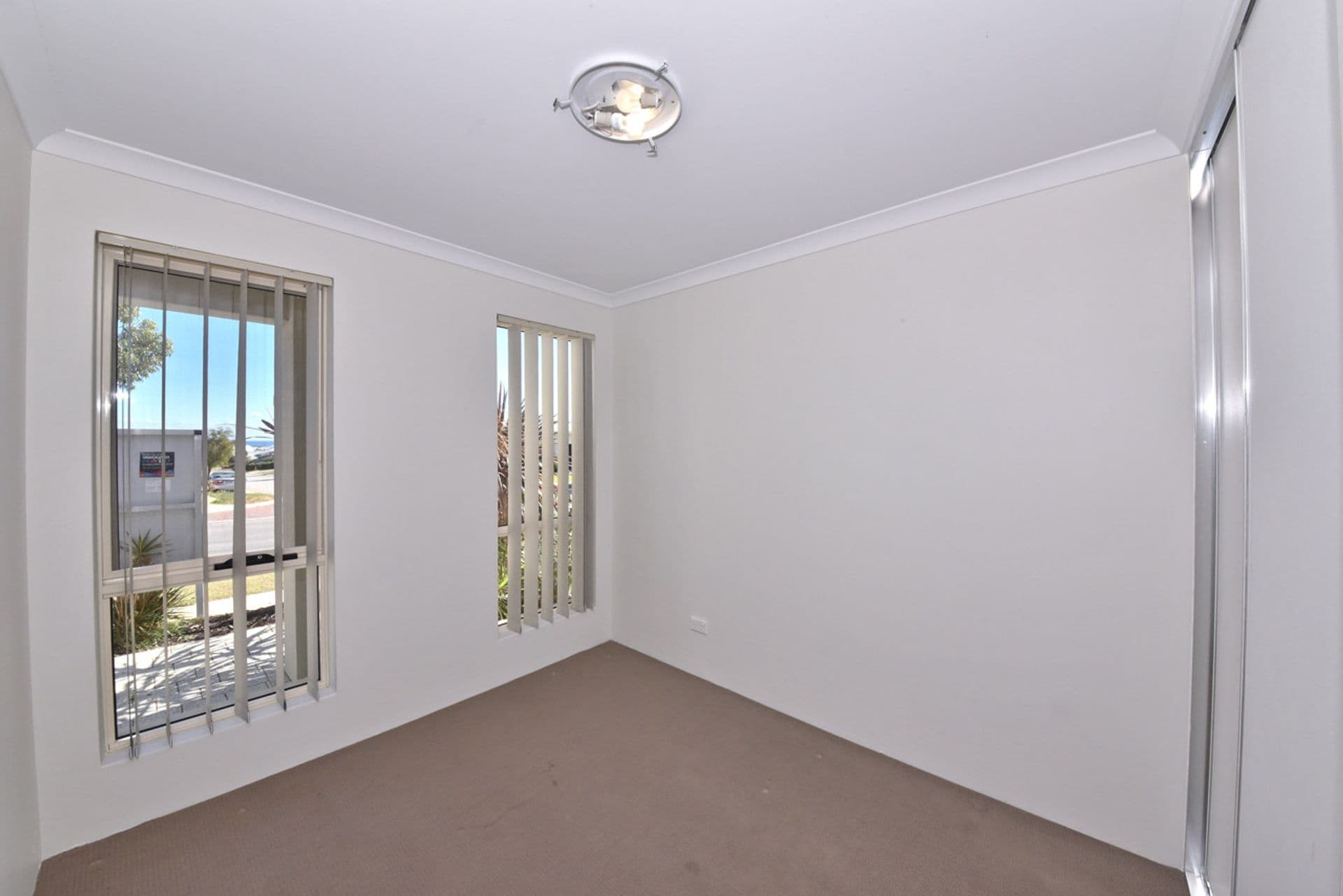 75 Hollington Boulevard, Butler, WA, 6036, Butler - Thumbnail 2