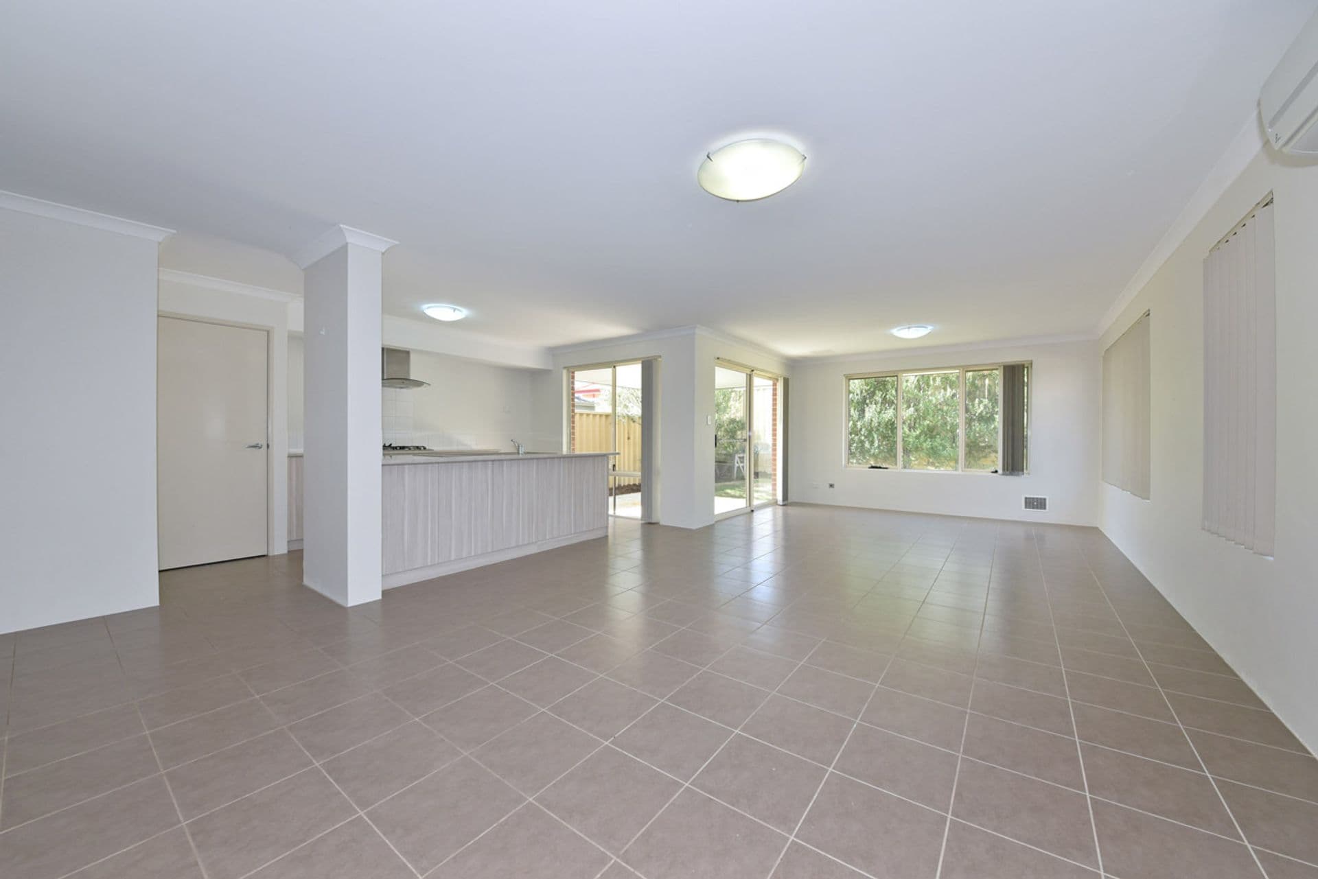 75 Hollington Boulevard, Butler, WA, 6036, Butler - Thumbnail 7