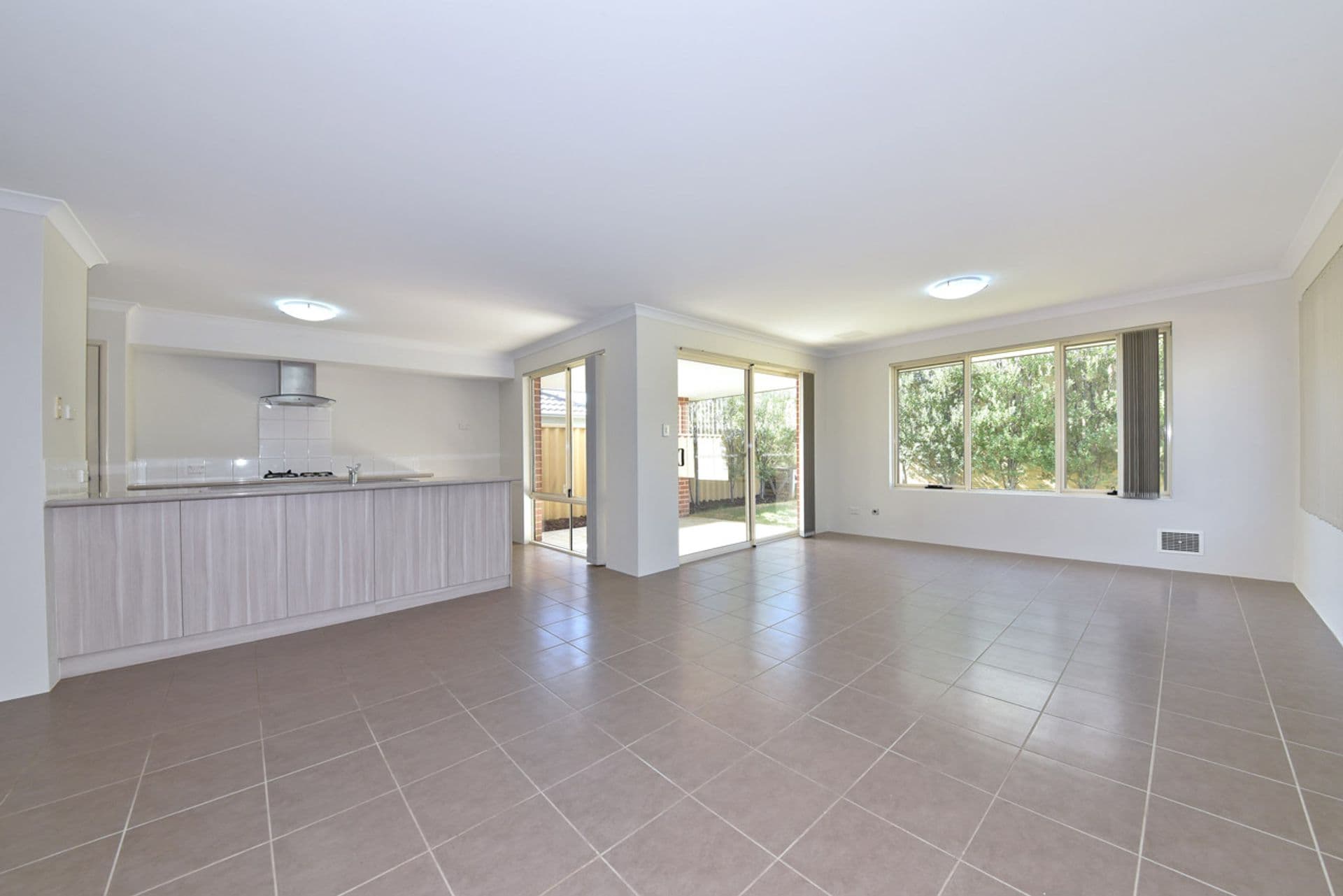 75 Hollington Boulevard, Butler, WA, 6036, Butler - Thumbnail 8