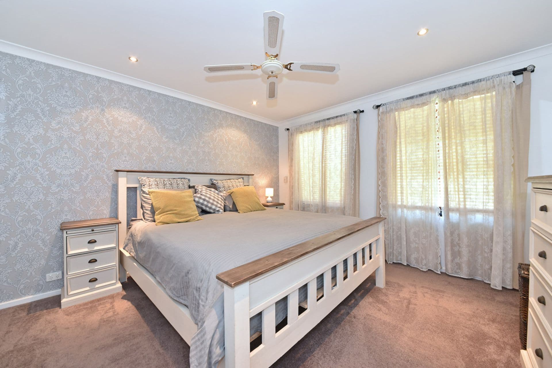 9 Holyhead Green, Mindarie, WA, 6030, Mindarie - Thumbnail 3