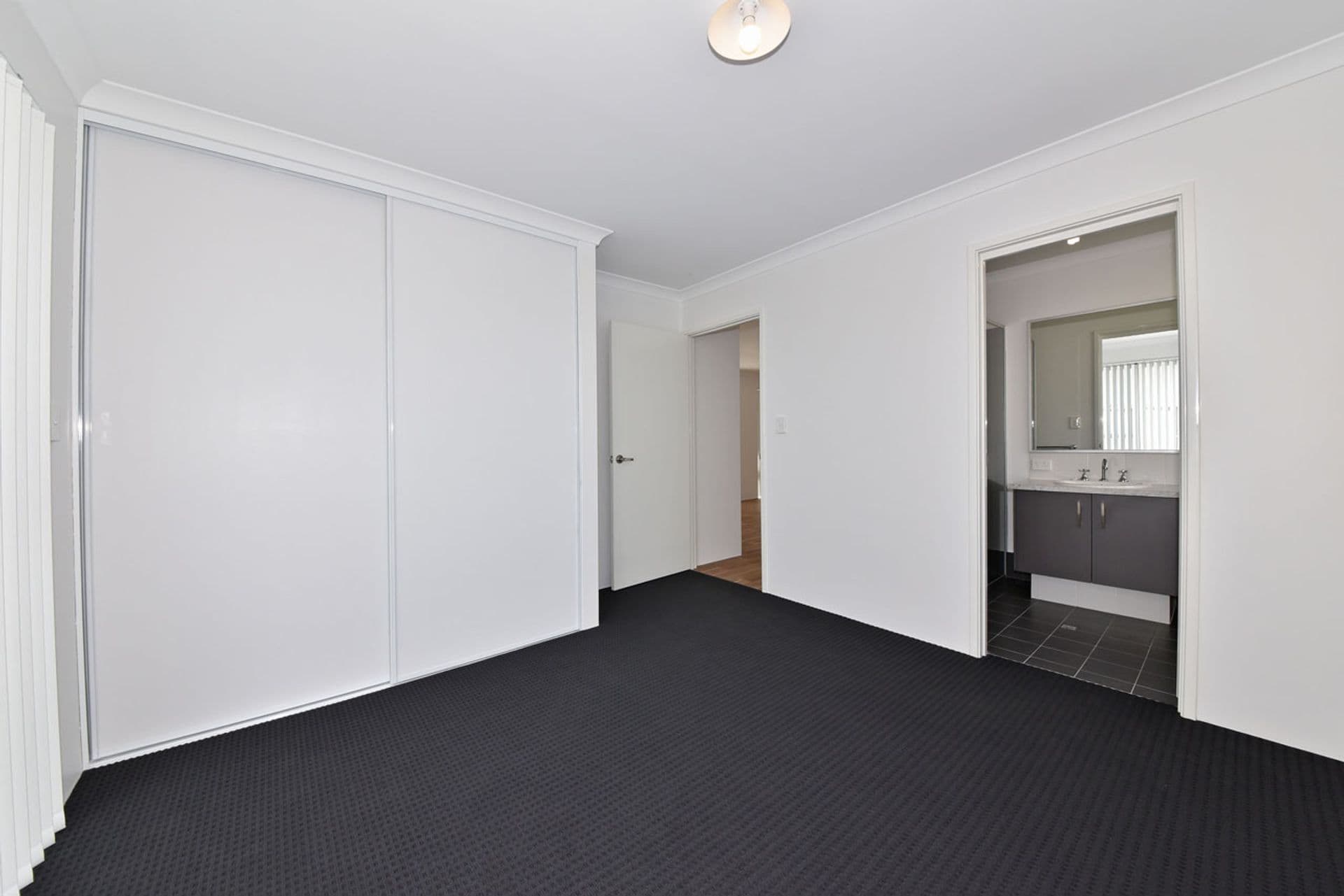 18 Kaburua Road, Clarkson, WA, 6030, Clarkson - Thumbnail 2