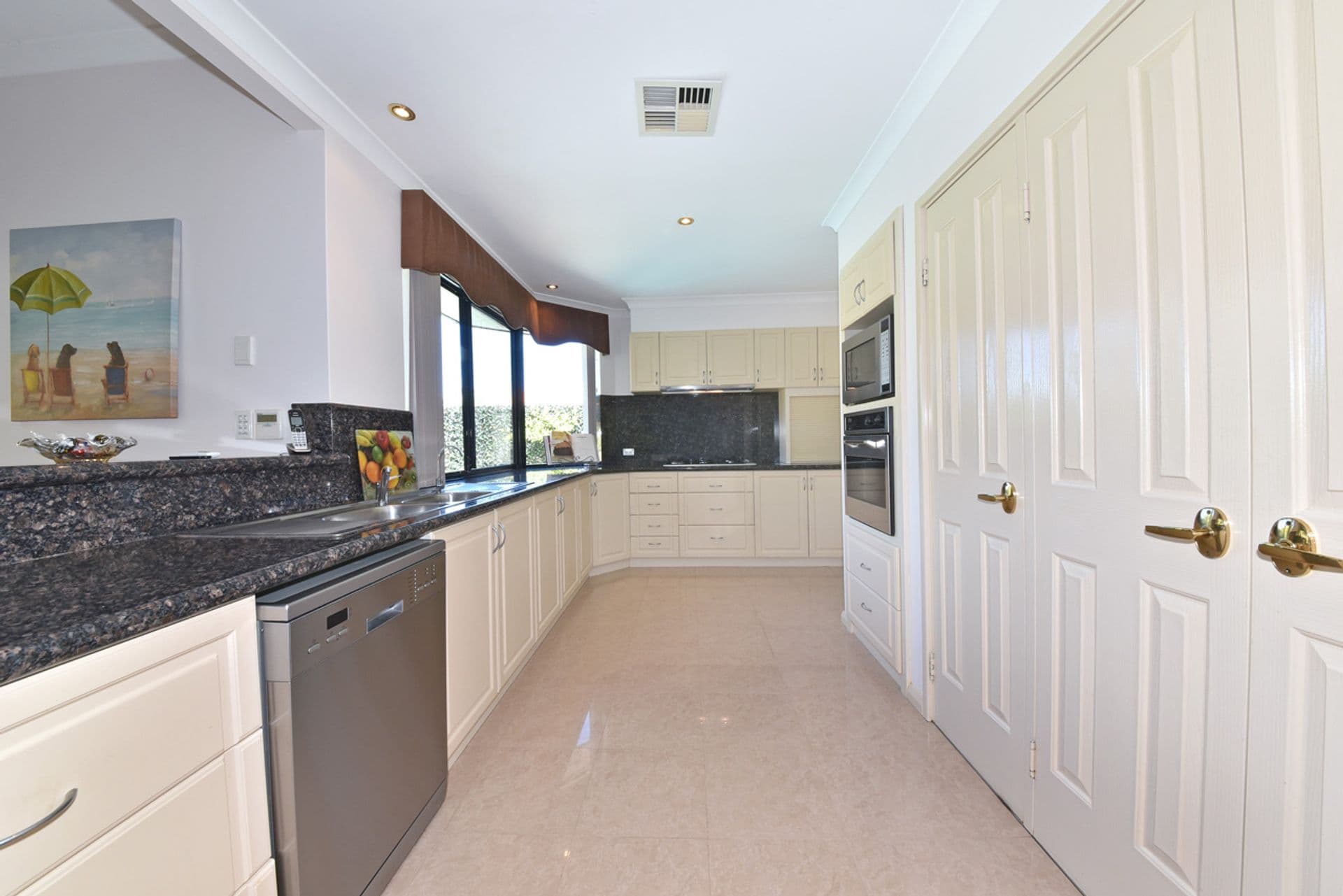 12 Birkenhead Ridge, Mindarie, WA, 6030, Mindarie - Thumbnail 7