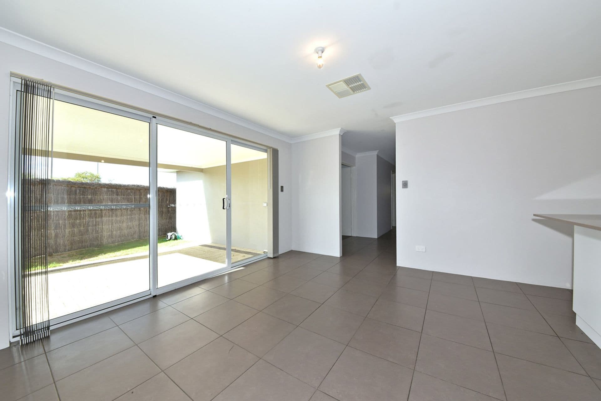 15 Uppingham Way, Butler, WA, 6036, Butler - Thumbnail 7