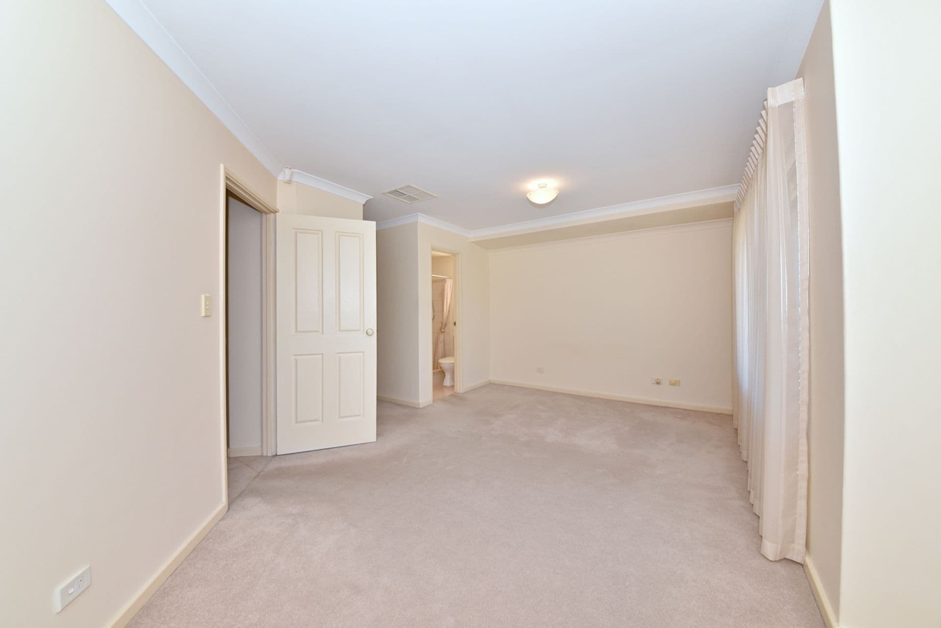 17 Mal Bay Court, Mindarie, WA, 6030, Mindarie - Thumbnail 7