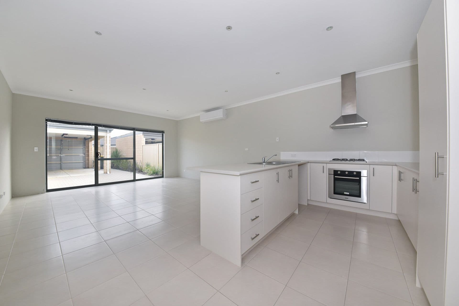57 Fairbourne Approach, Butler, WA, 6036, Butler - Thumbnail 7
