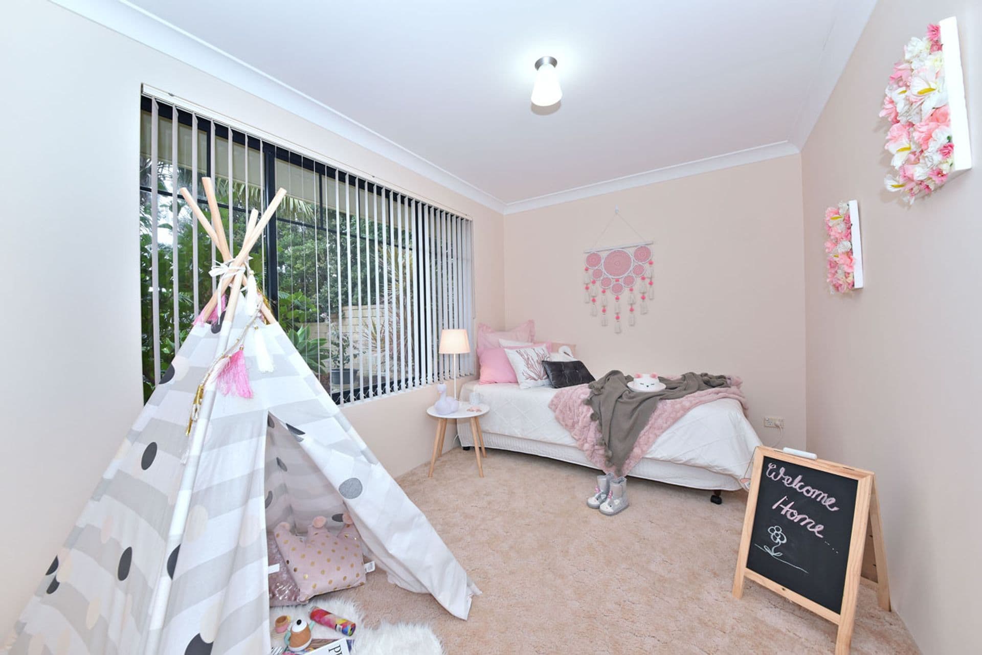 6 Barletta Place, Mindarie, WA, 6030, Mindarie - Thumbnail 3