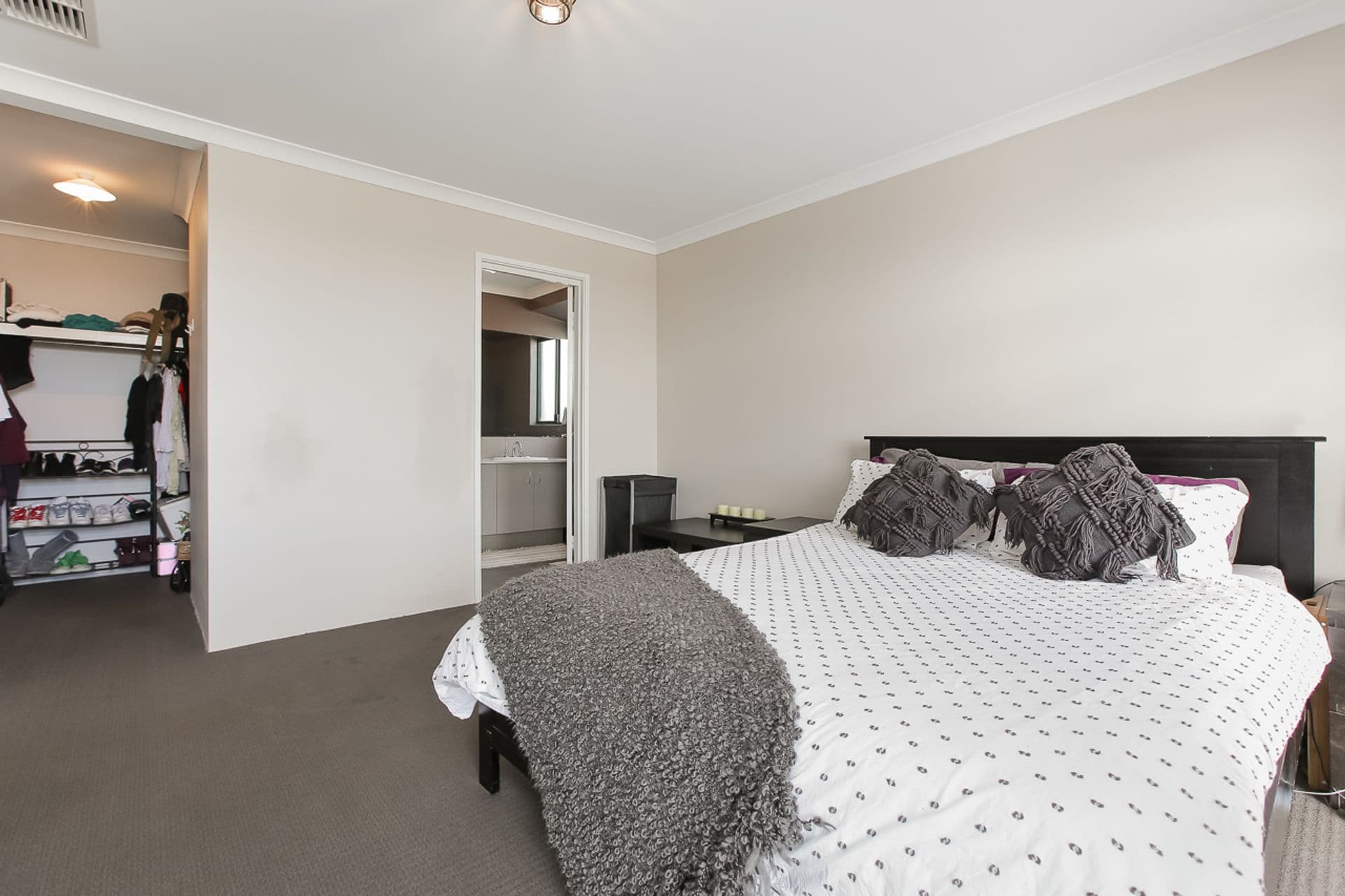 16 Somerton Drive, Alkimos, WA, 6038, Alkimos - Thumbnail 4