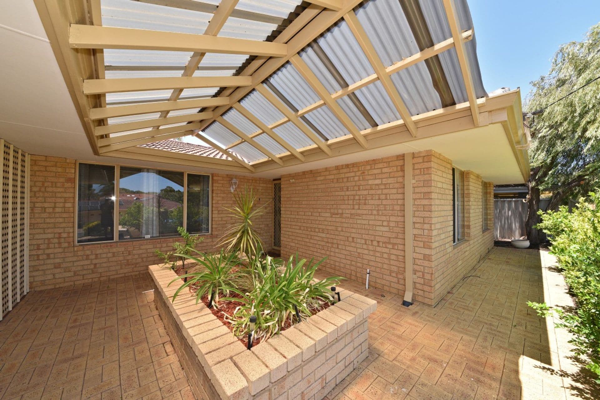 16 Lurgan Place, Merriwa, WA, 6030, Merriwa - Thumbnail 2
