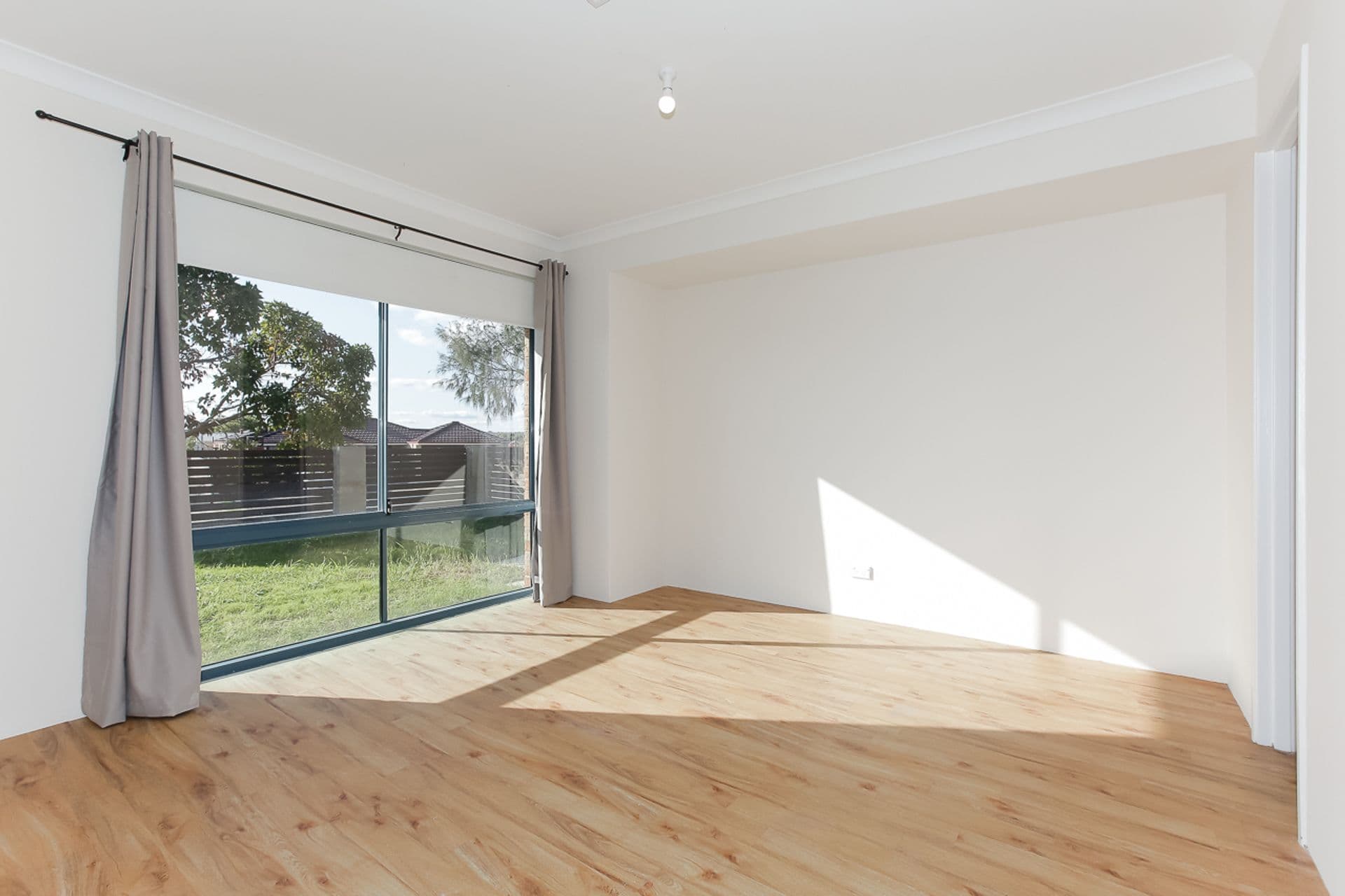 4 Cleland Close, Clarkson, WA, 6030, Clarkson - Thumbnail 6