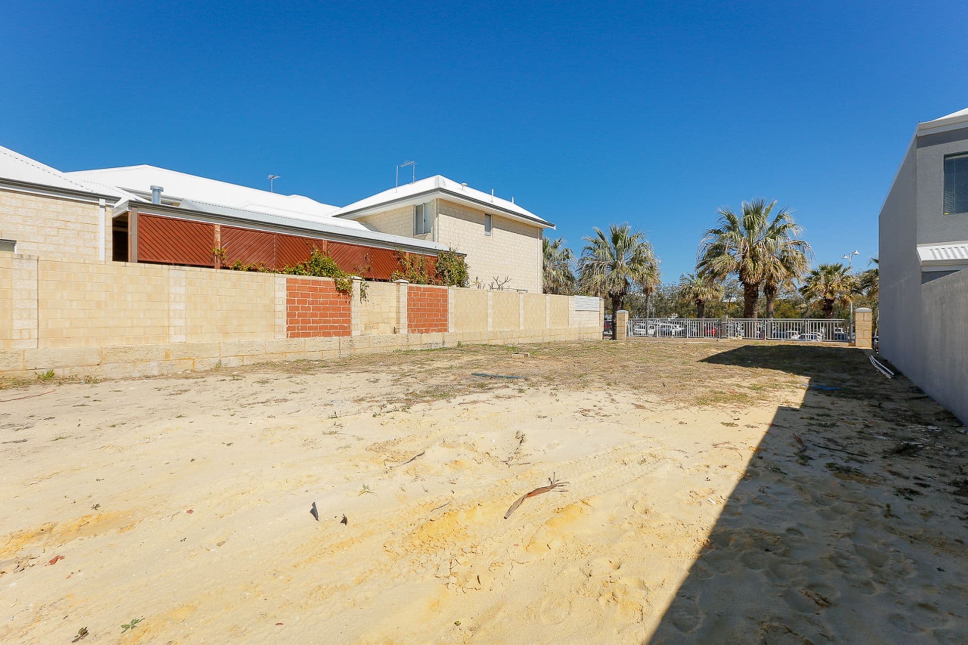 26 Ocean Falls Boulevard, Mindarie, WA, 6030, Mindarie - Thumbnail 4