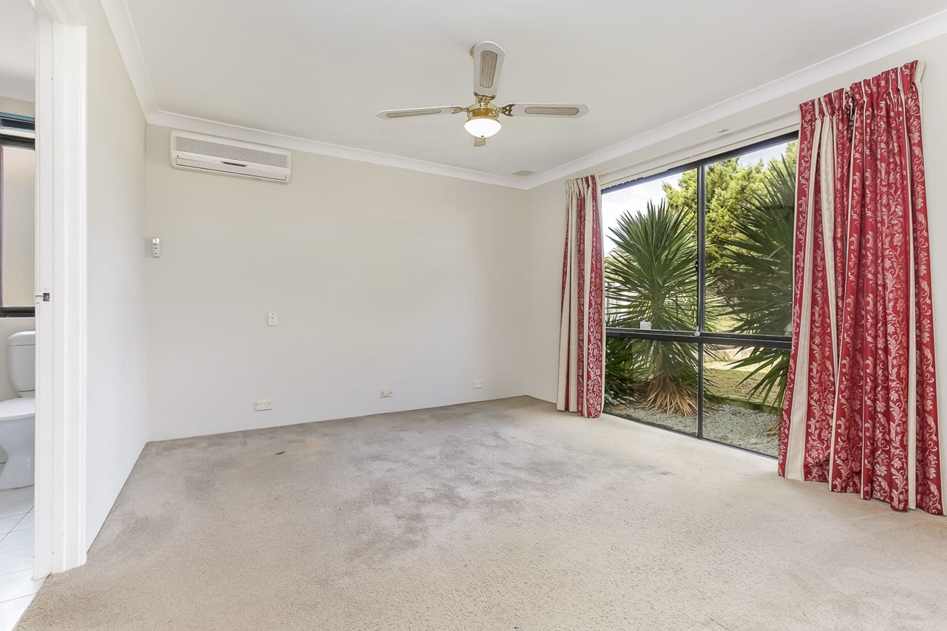 11 Fowey Loop, Mindarie, WA, 6030, Mindarie - Thumbnail 4