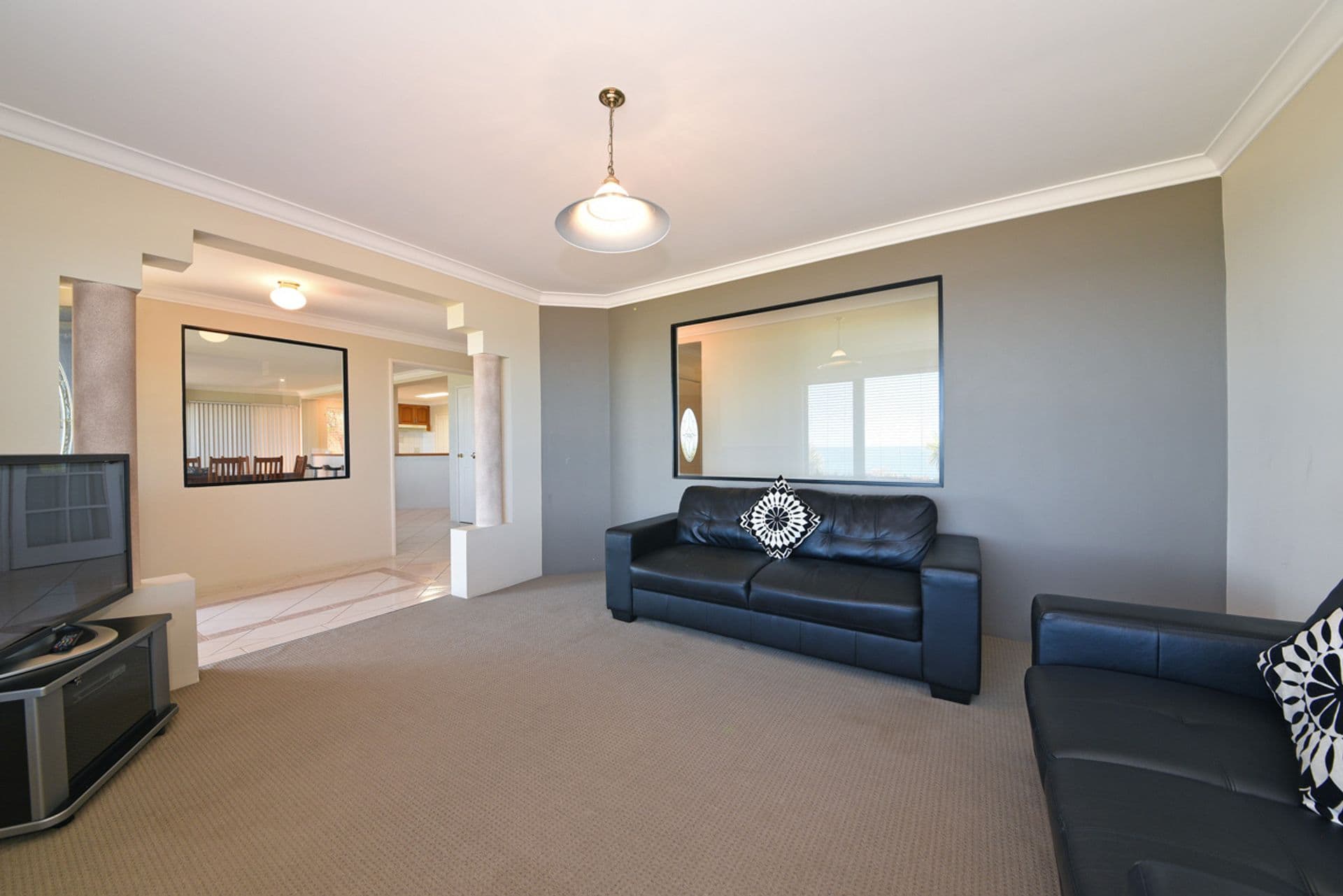 40 Kinsale Drive, Mindarie, WA, 6030, Mindarie - Thumbnail 4