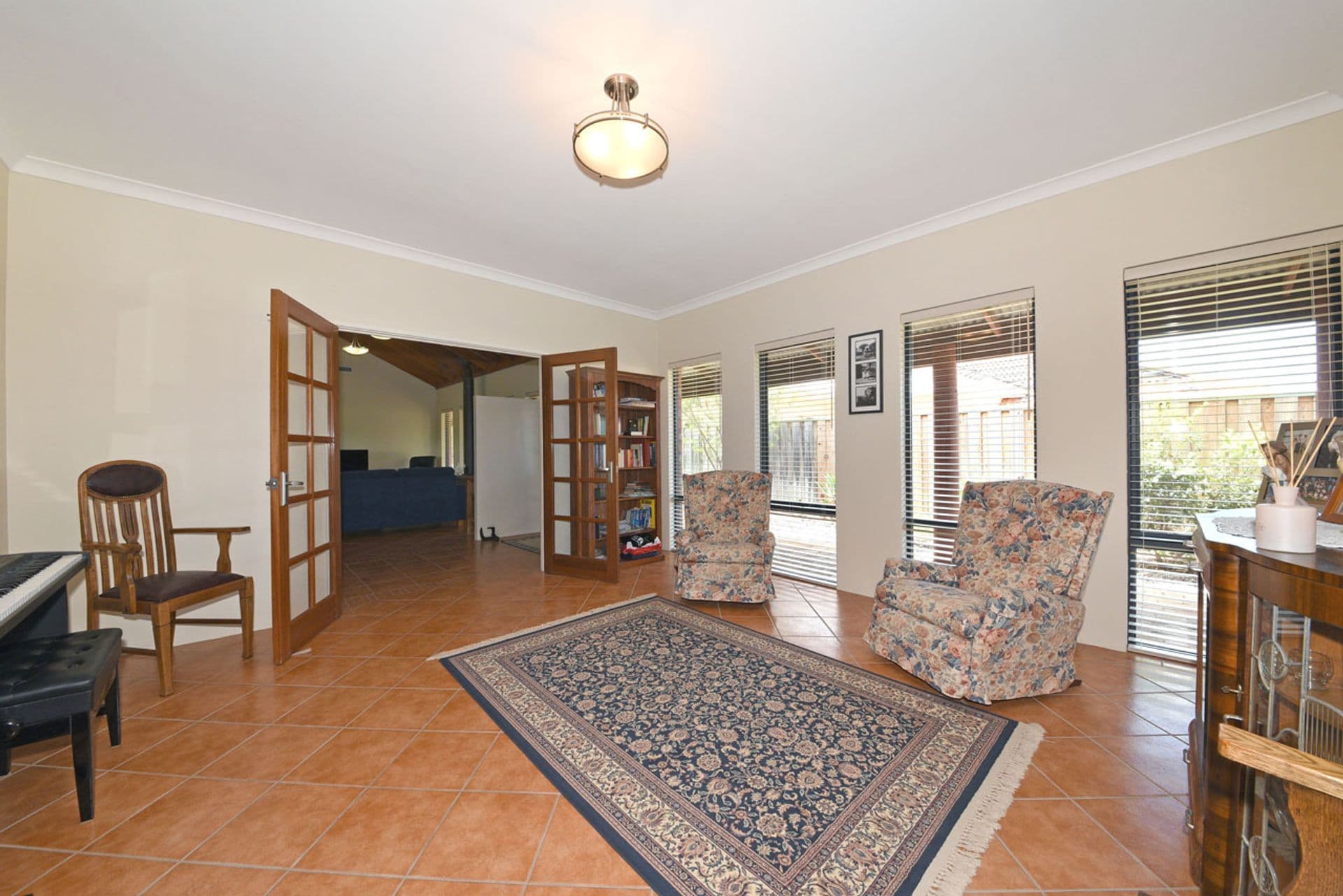 129 Lagoon Drive, Yanchep, WA, 6035, Yanchep - Thumbnail 5