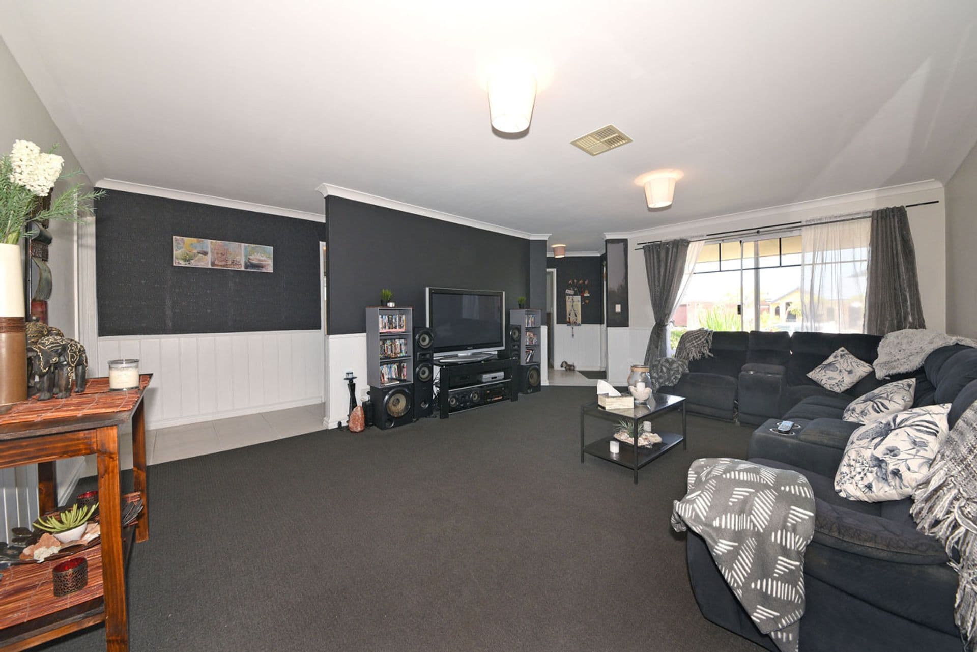 15 Beachwood Crescent, Butler, WA, 6036, Butler - Thumbnail 4