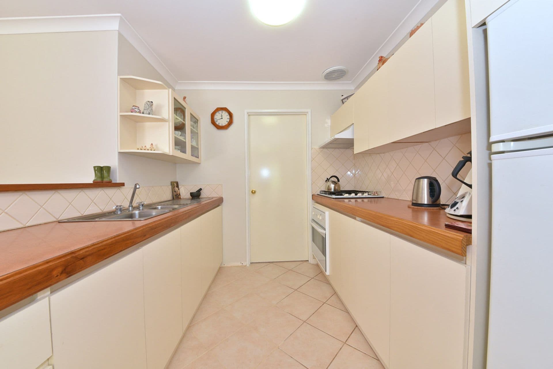 6 Voltaire Crescent, Ridgewood, WA, 6030, Ridgewood - Thumbnail 8