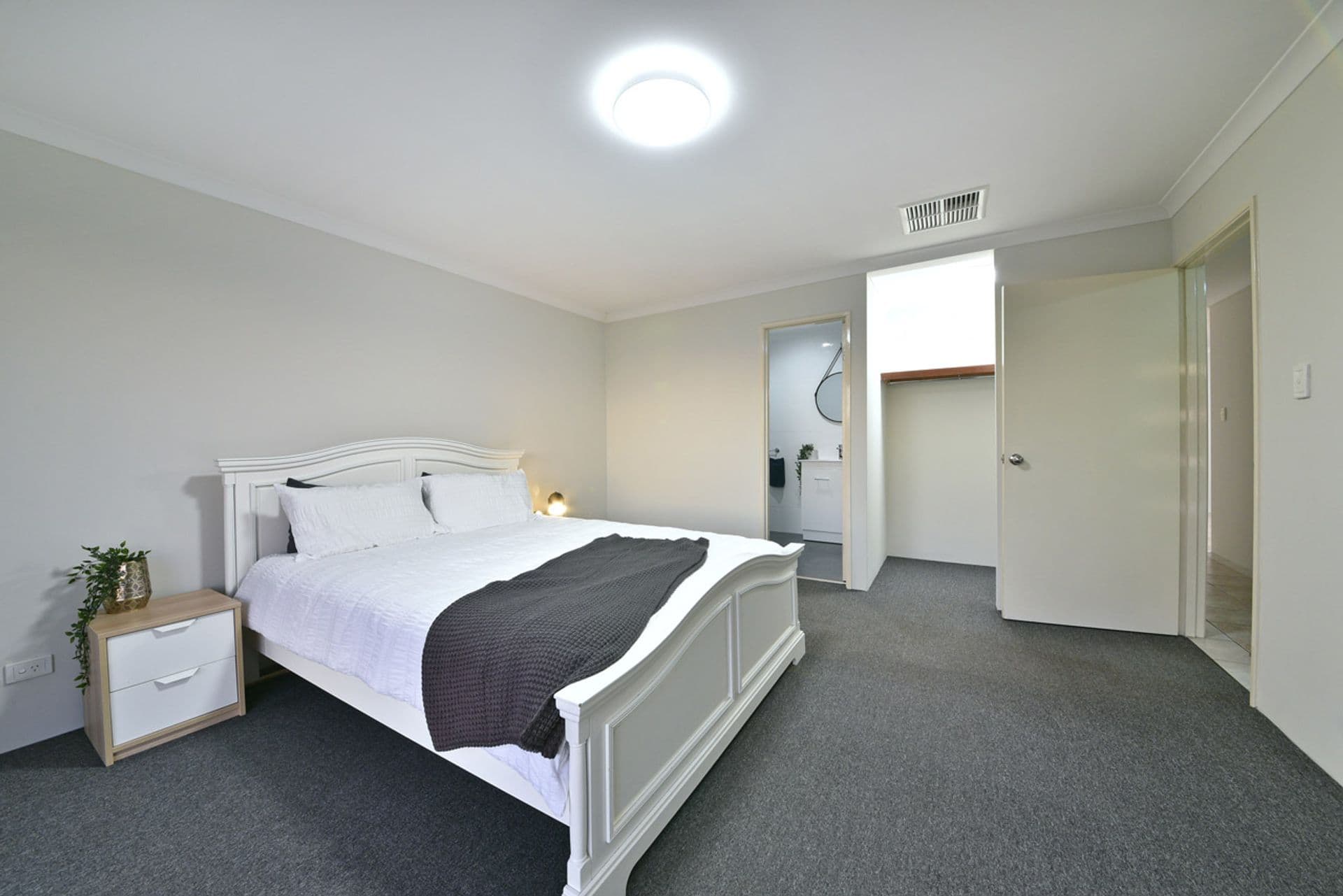 23 Stonehaven Parade, Kinross, WA, 6028, Kinross - Thumbnail 5