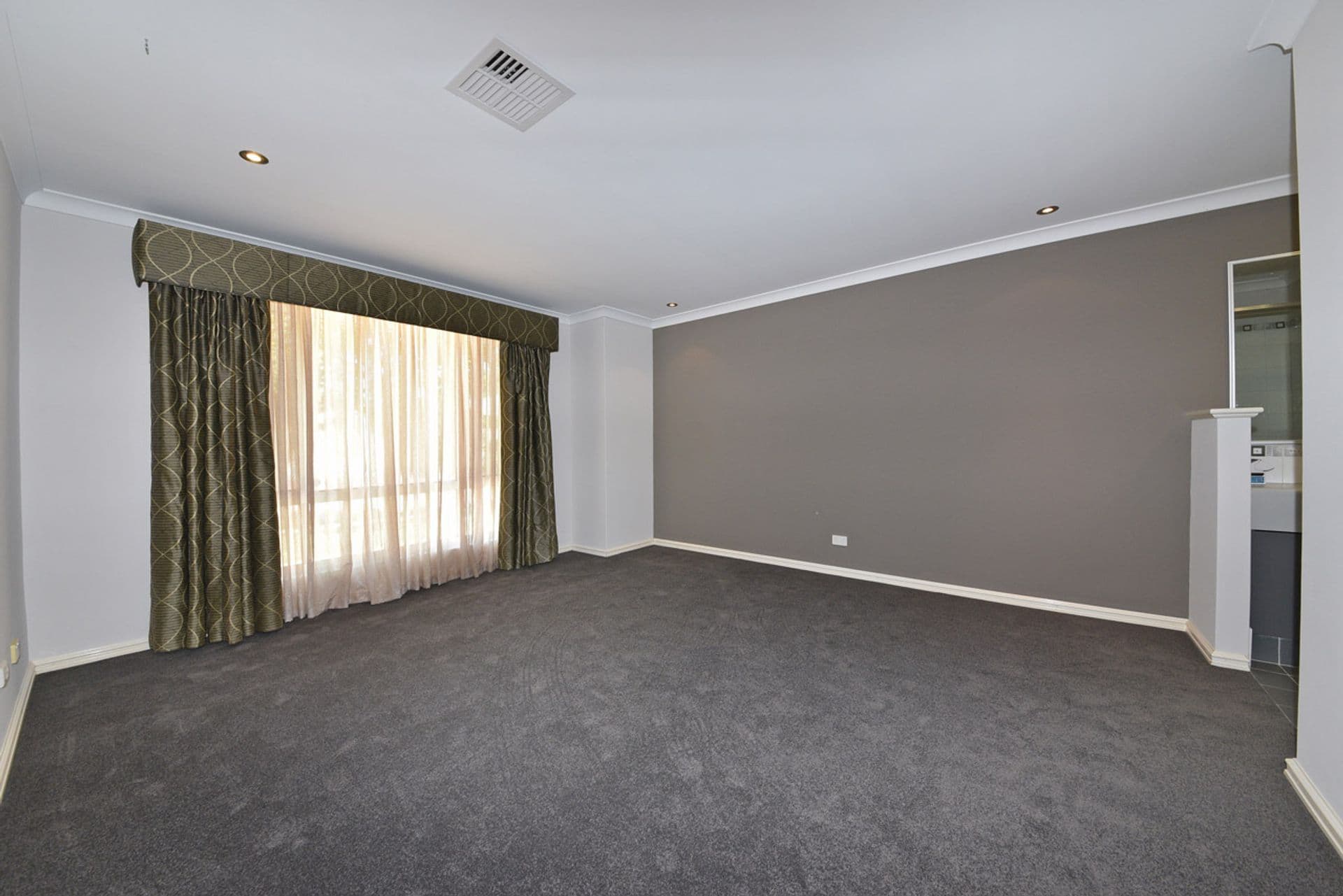 5 Lantern Way, Clarkson, WA, 6030, Clarkson - Thumbnail 3