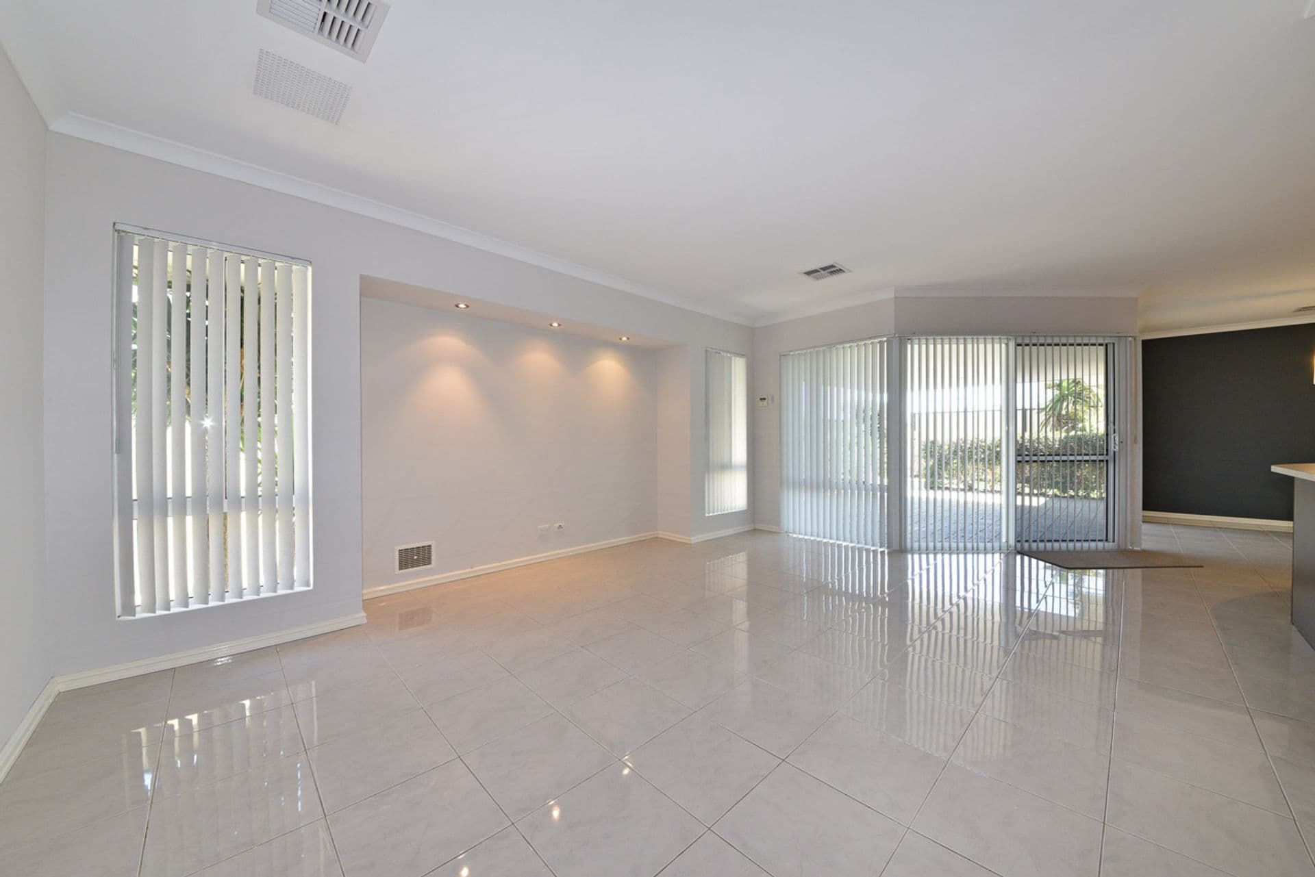 5 Lantern Way, Clarkson, WA, 6030, Clarkson - Thumbnail 8