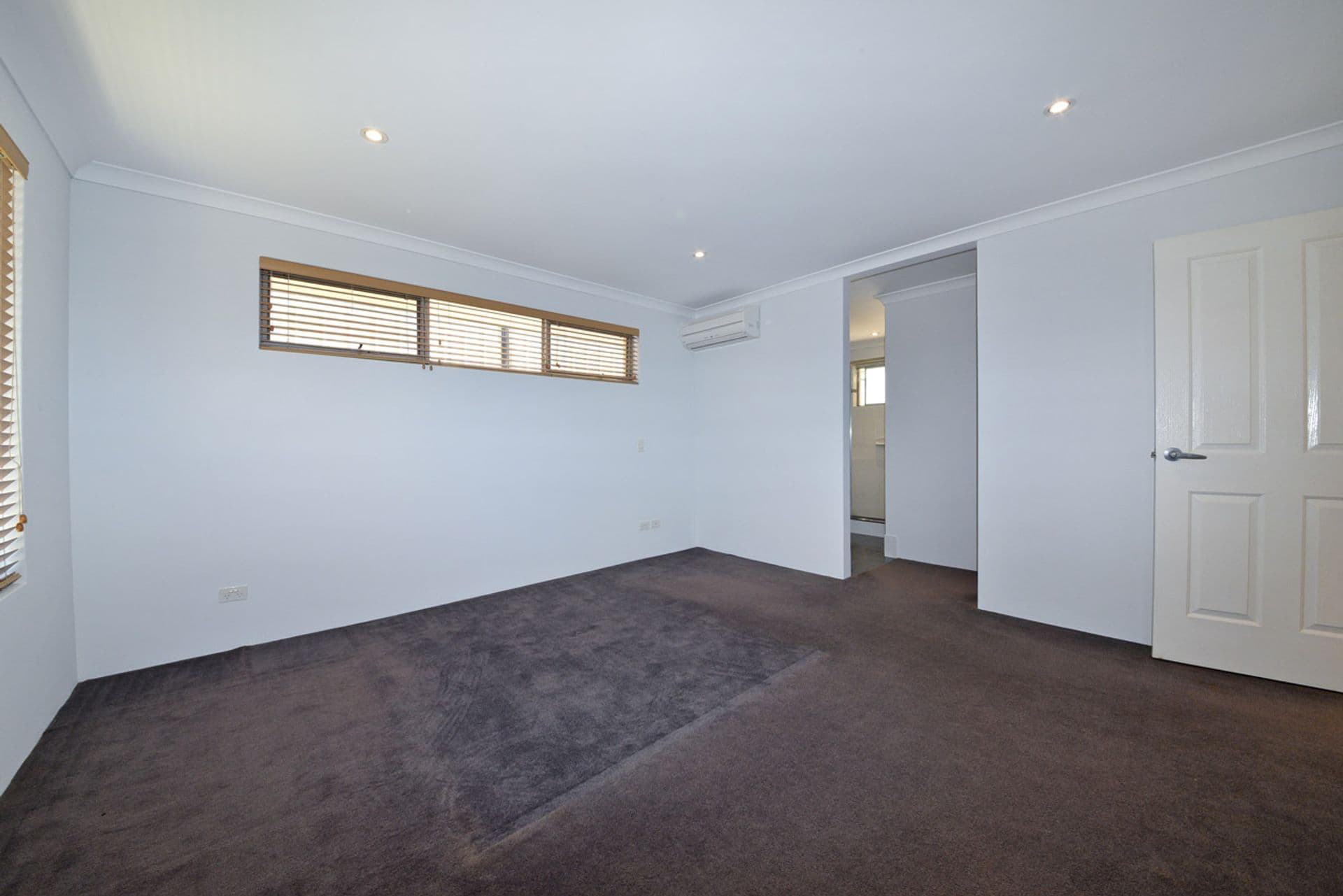 15 Las Ramblas Circle, Clarkson, WA, 6030, Clarkson - Thumbnail 6