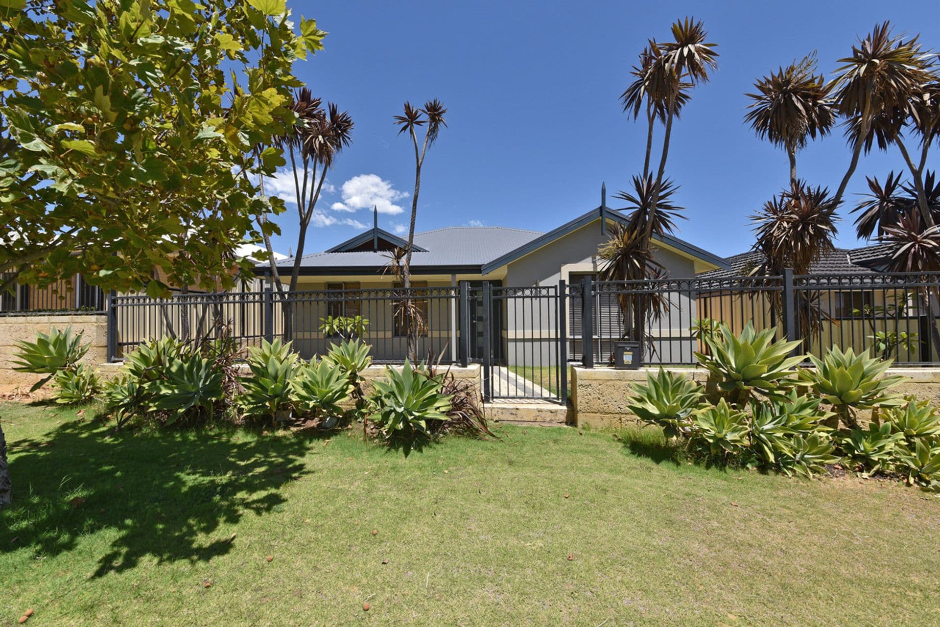 15 Las Ramblas Circle, Clarkson, WA, 6030, Clarkson - Image 1
