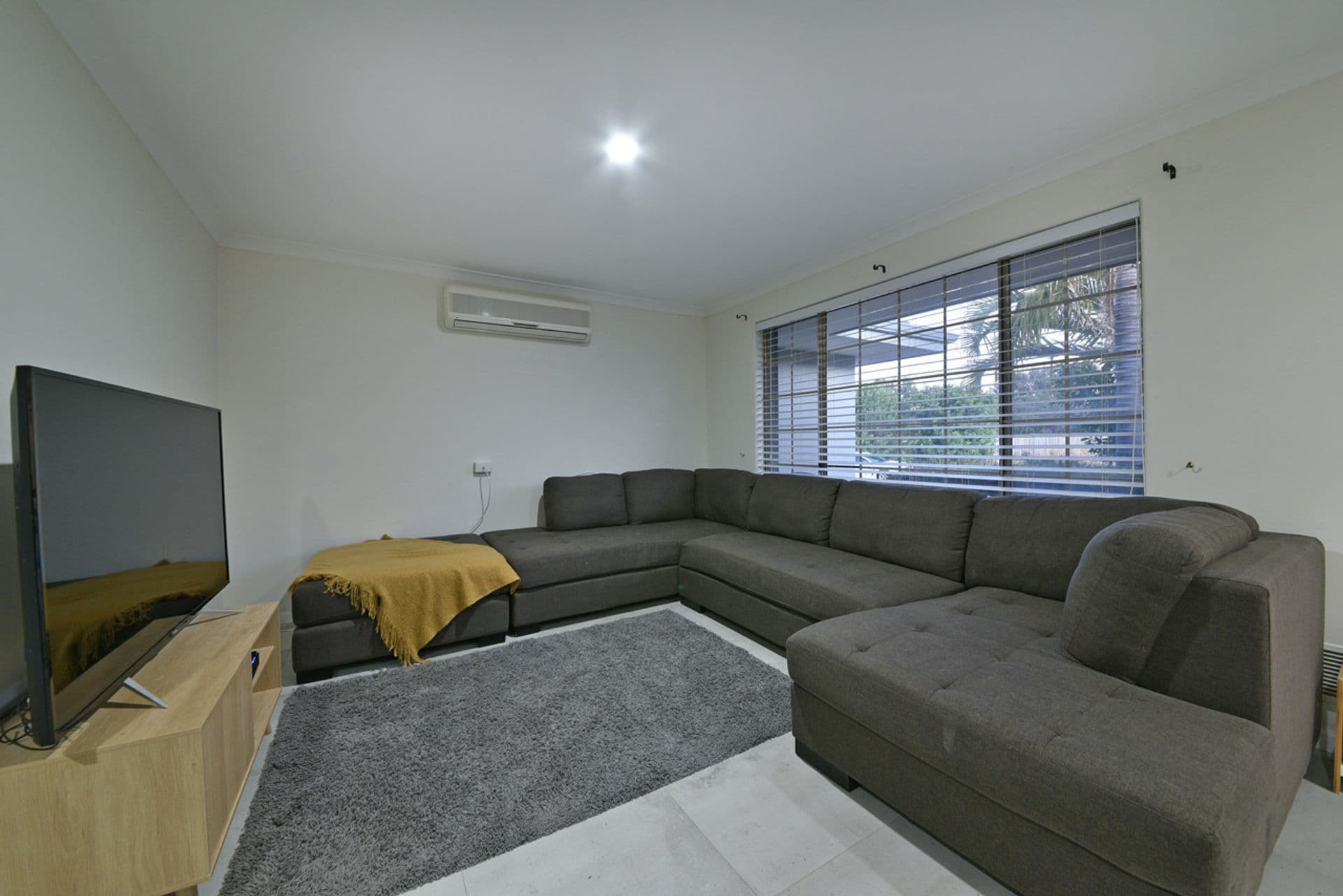 7 Dunscore Way, Kinross, WA, 6028, Kinross - Thumbnail 4