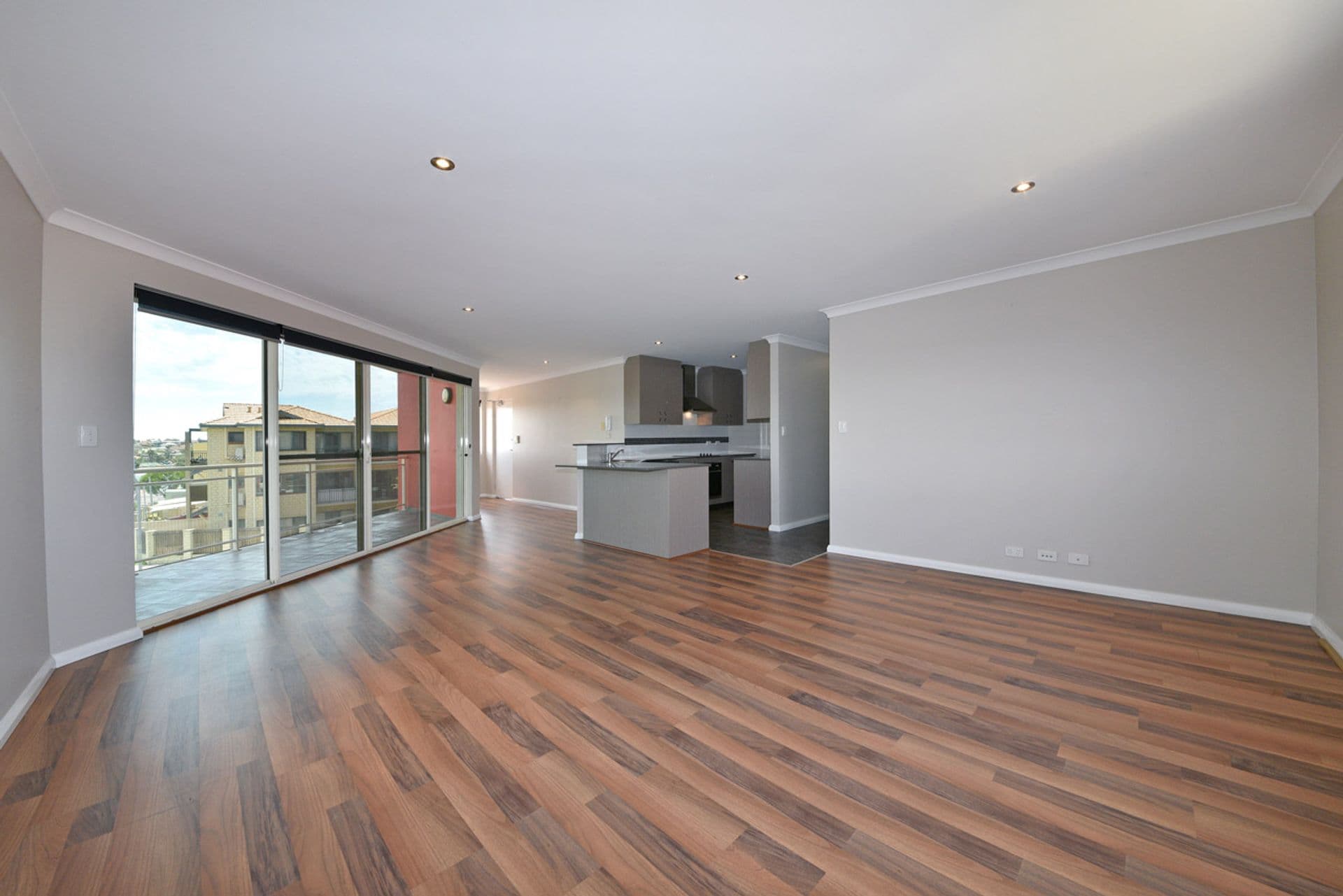 5/36 Currambine Boulevard, Currambine, WA, 6028, Currambine - Thumbnail 2