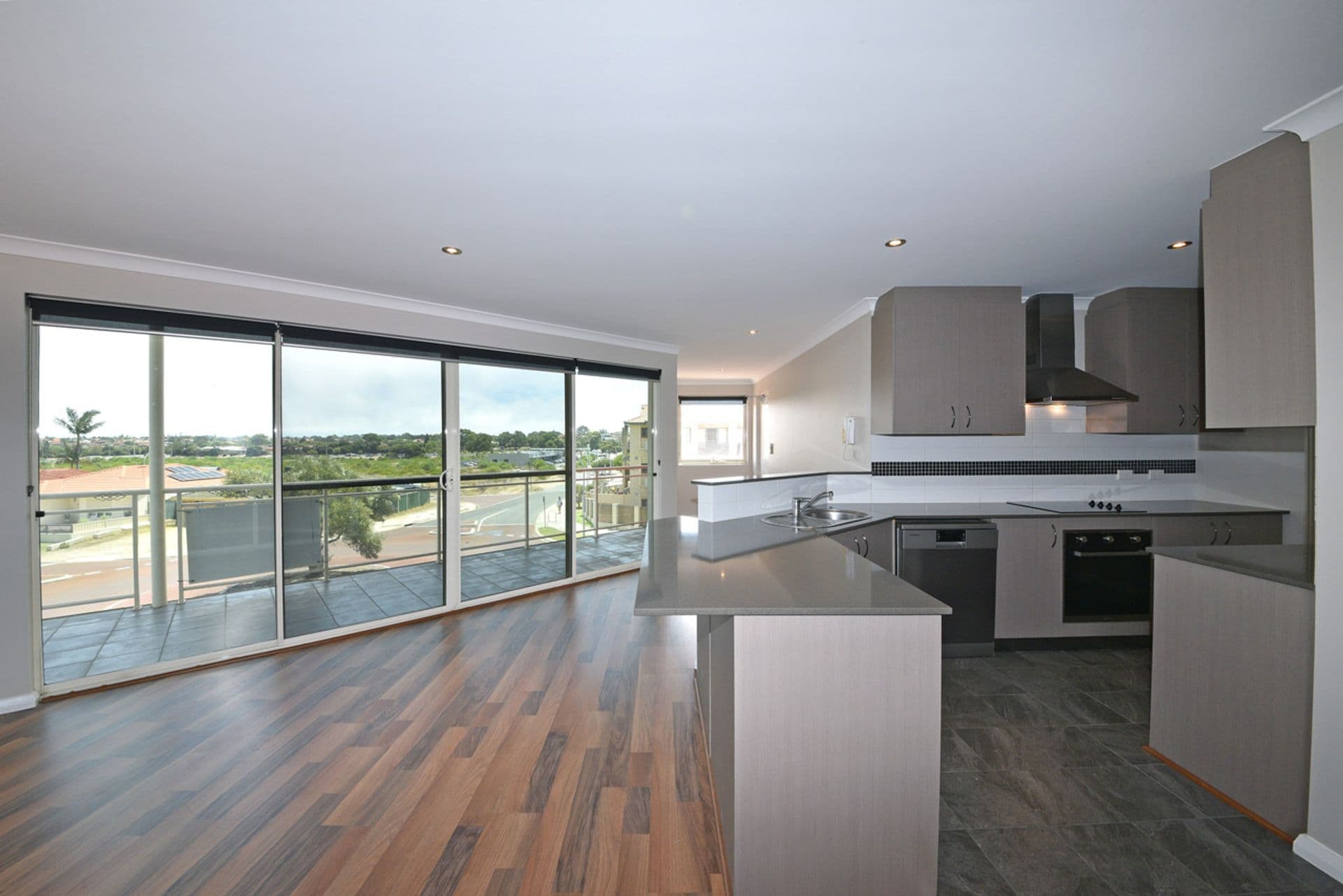 5/36 Currambine Boulevard, Currambine, WA, 6028, Currambine - Thumbnail 4