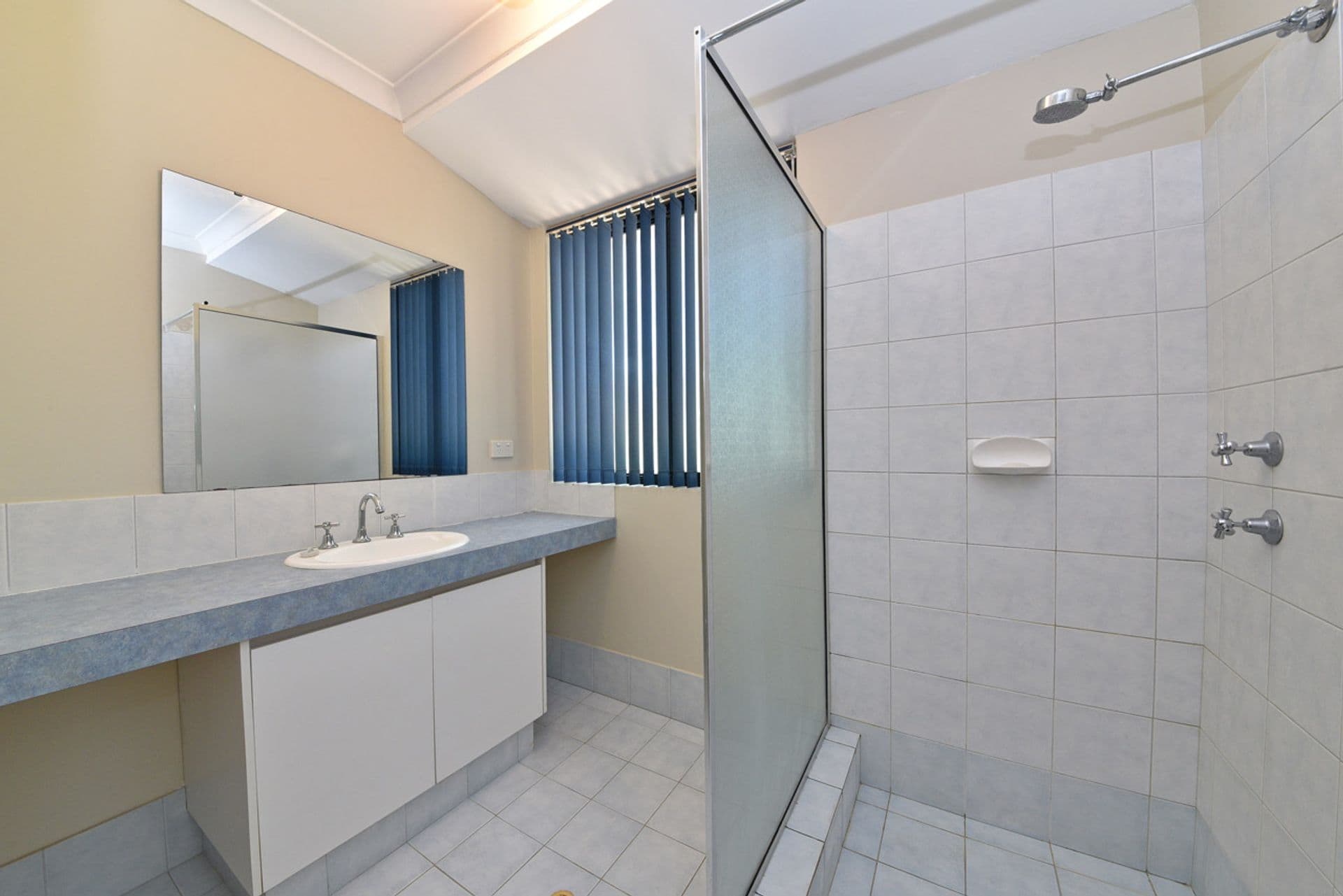 5 Adelong Circuit, Merriwa, WA, 6030, Merriwa - Thumbnail 7