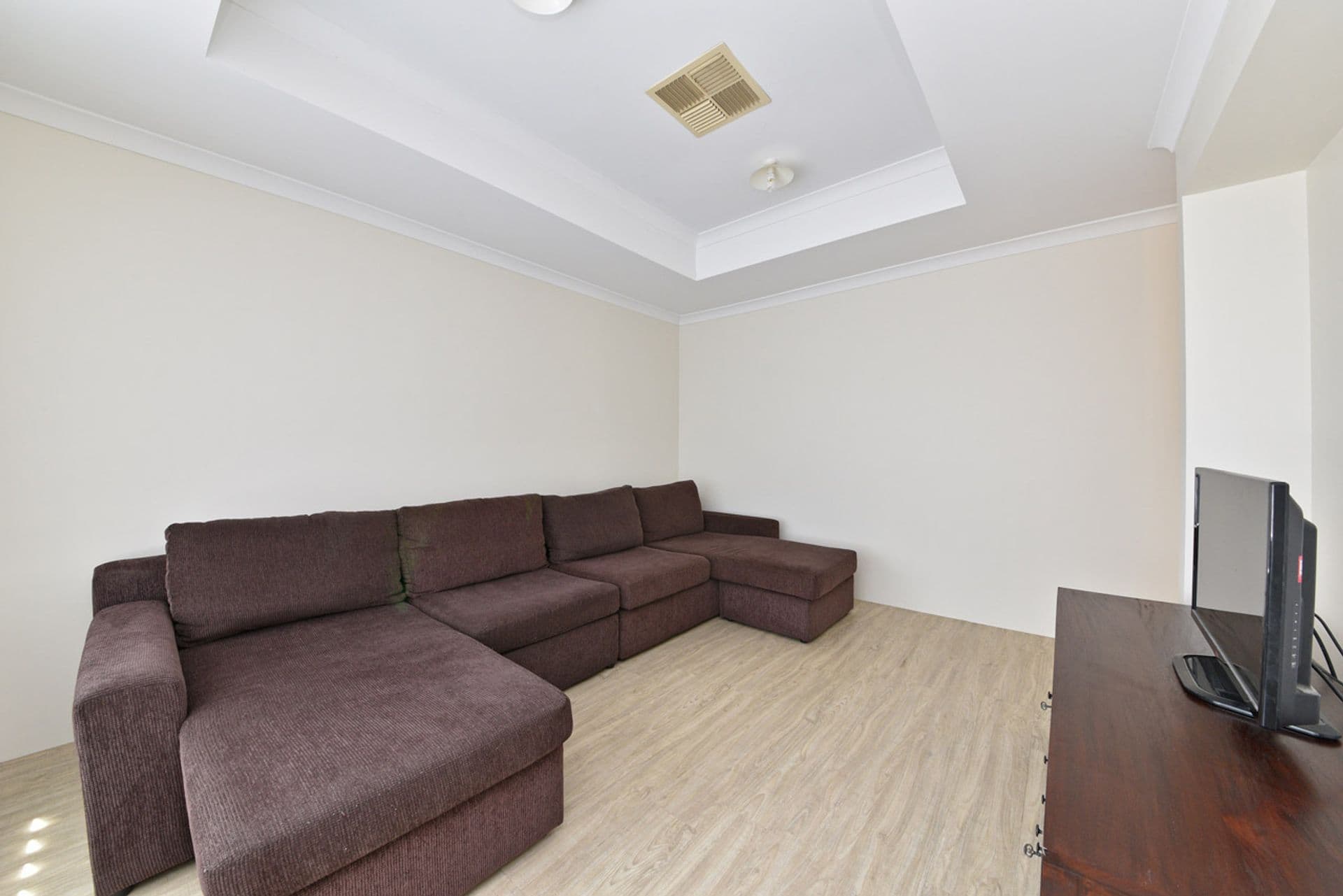 7 Yaroomba Place, Clarkson, WA, 6030, Clarkson - Thumbnail 3
