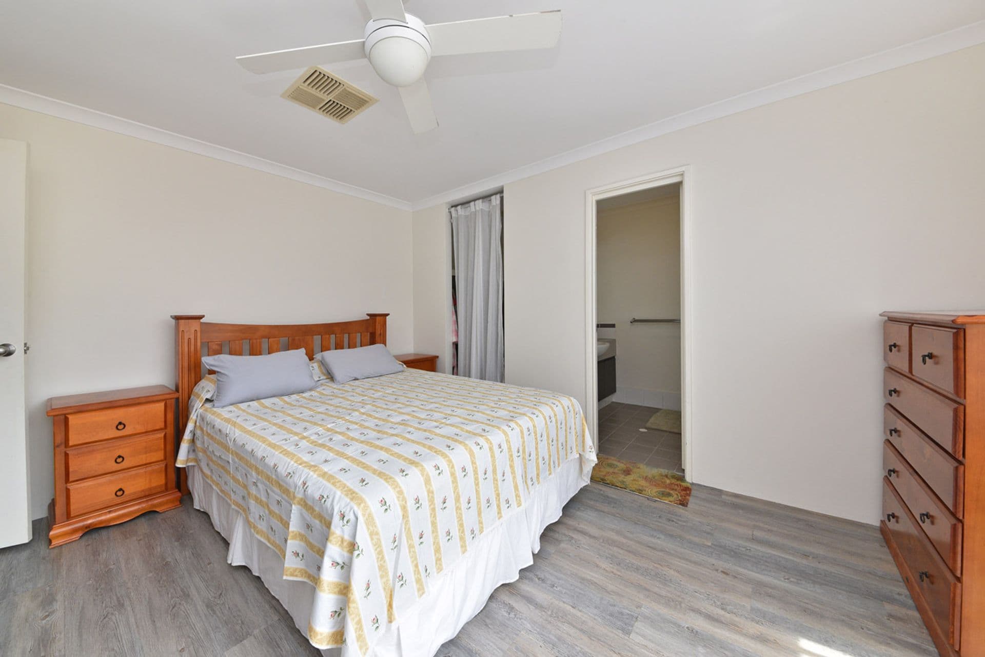 7 Yaroomba Place, Clarkson, WA, 6030, Clarkson - Thumbnail 5