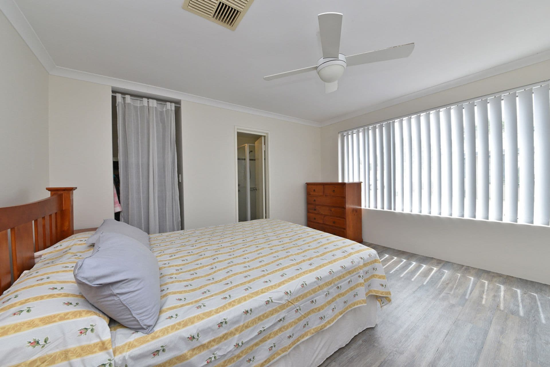 7 Yaroomba Place, Clarkson, WA, 6030, Clarkson - Thumbnail 6