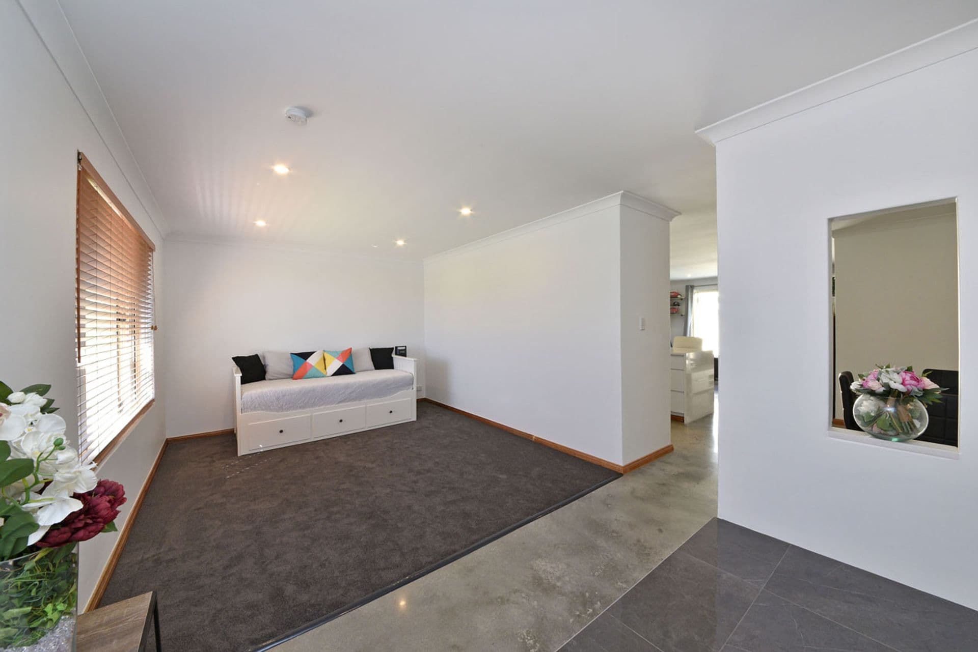 6 Ormiston Gardens, Clarkson, WA, 6030, Clarkson - Thumbnail 6