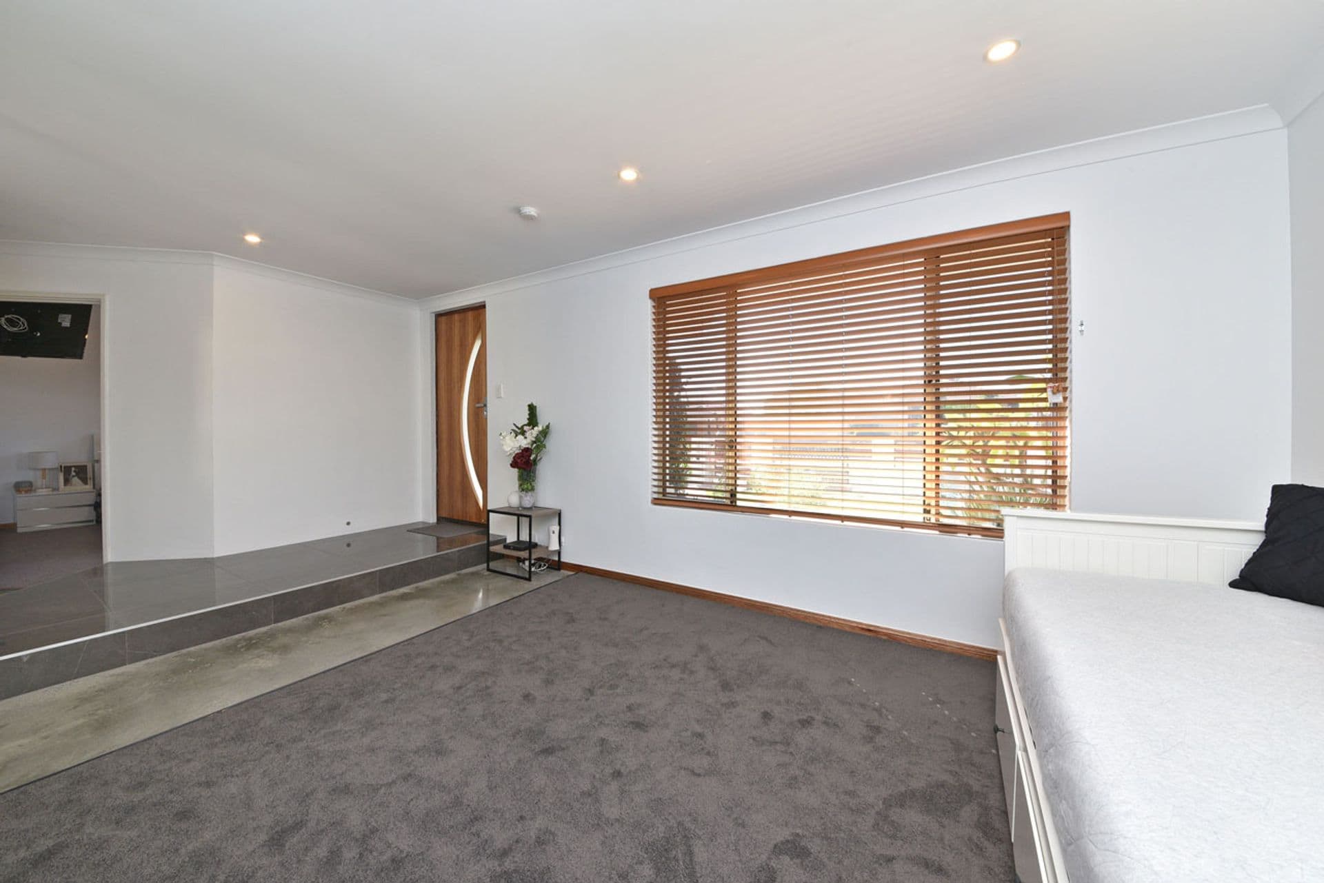 6 Ormiston Gardens, Clarkson, WA, 6030, Clarkson - Thumbnail 5
