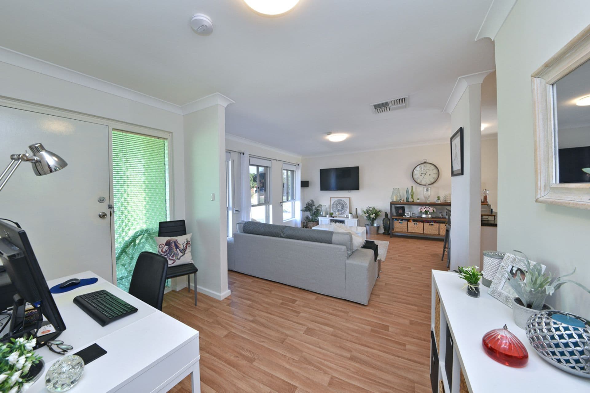 4 White Road, Quinns Rocks, WA, 6030, Quinns Rocks - Thumbnail 4