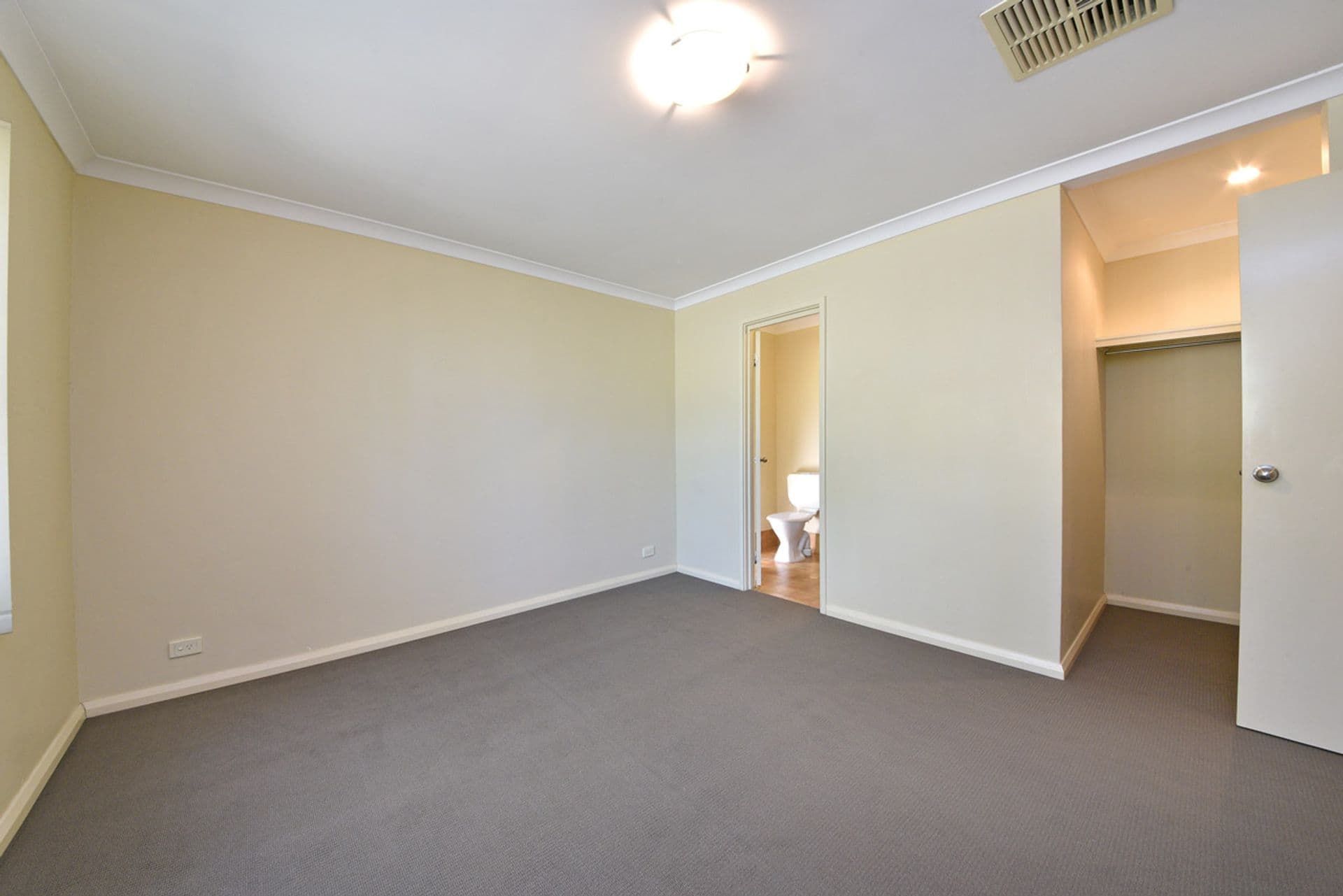 54 Grand Paradiso Parade, Merriwa, WA, 6030, Merriwa - Thumbnail 4