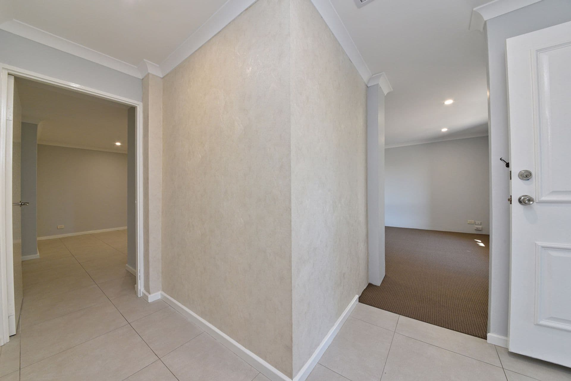 19 Tenby Close, Merriwa, WA, 6030, Merriwa - Thumbnail 2