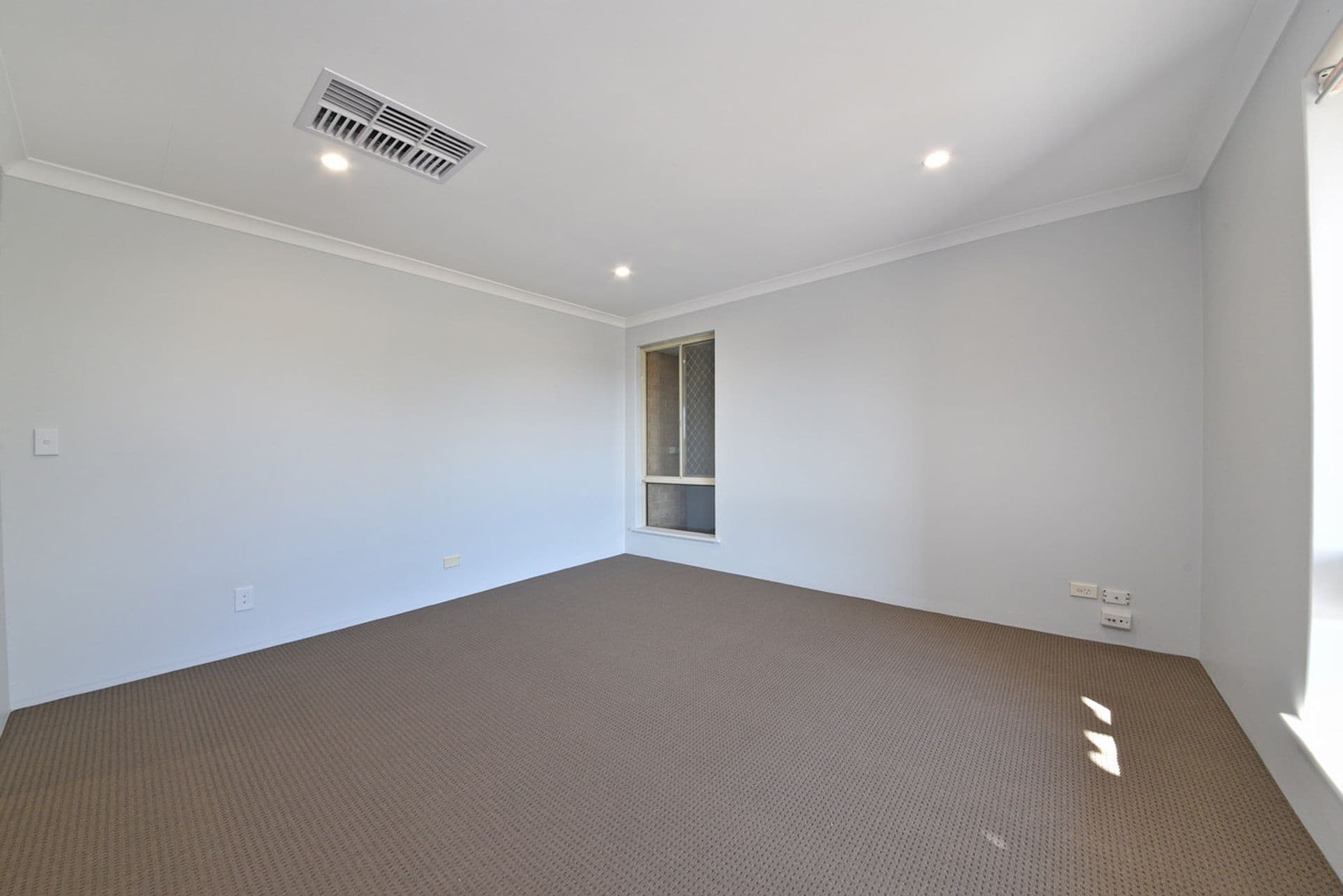 19 Tenby Close, Merriwa, WA, 6030, Merriwa - Thumbnail 3